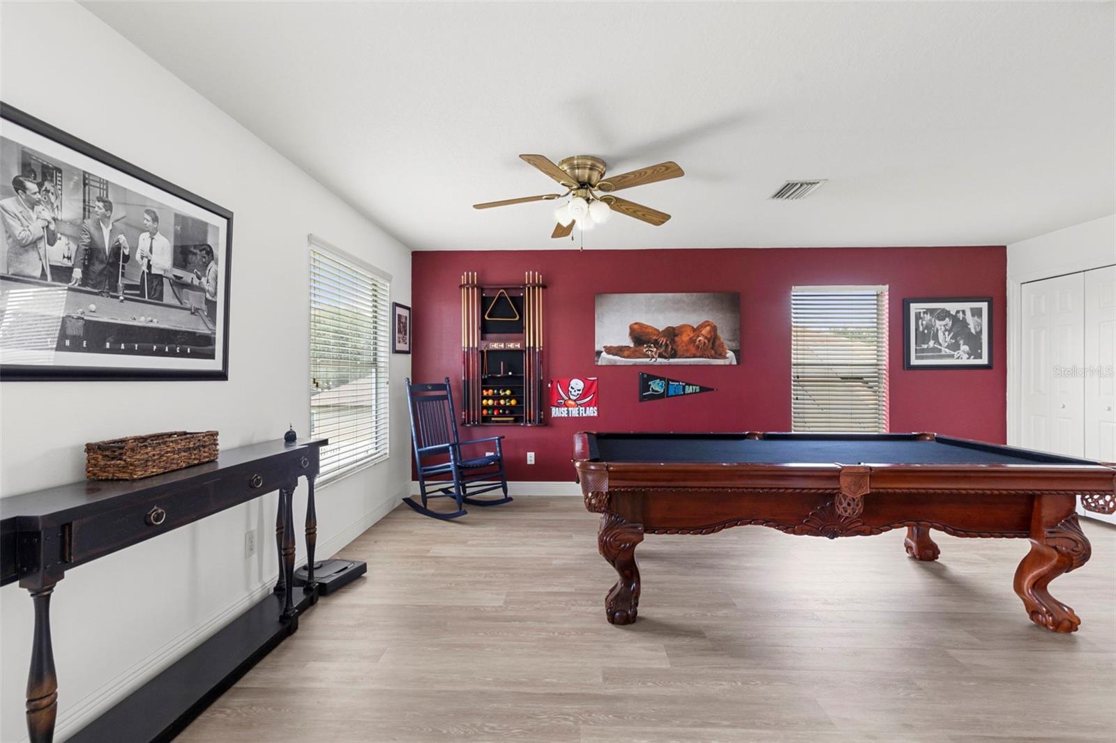 9505 LAUREL LEDGE DR