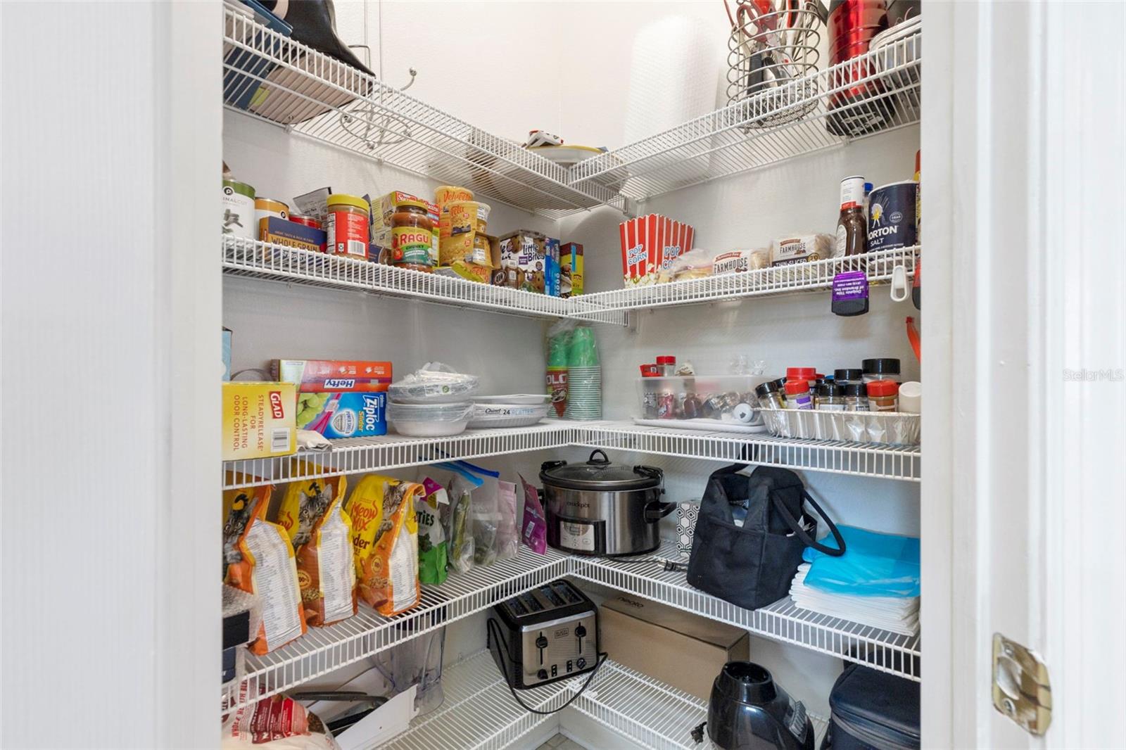 9505 LAUREL LEDGE DR