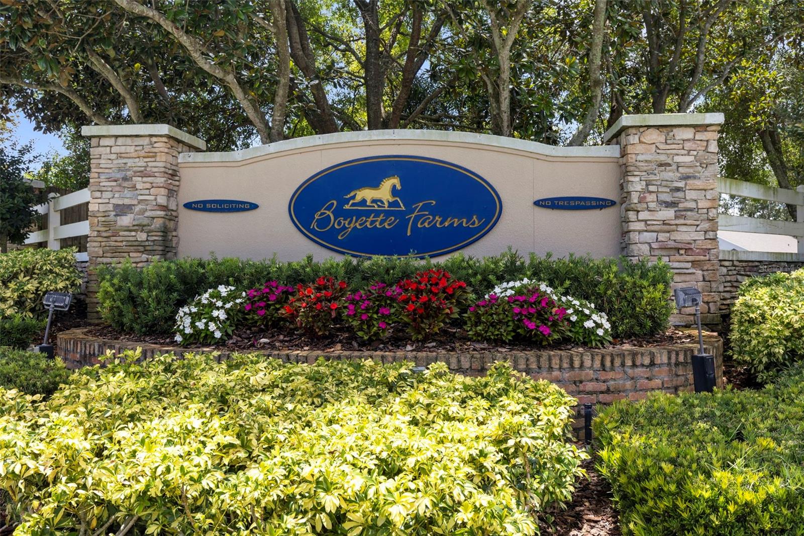 9505 LAUREL LEDGE DR