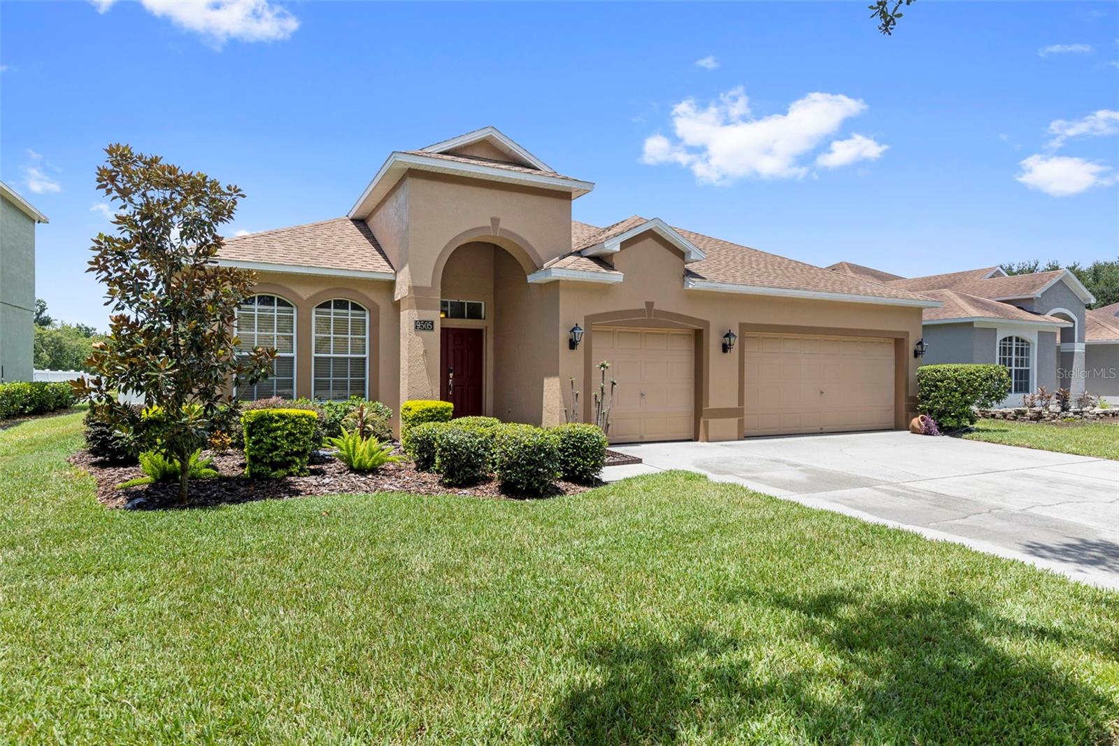 9505 LAUREL LEDGE DR