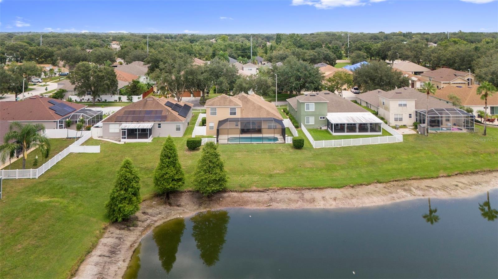 9505 LAUREL LEDGE DR