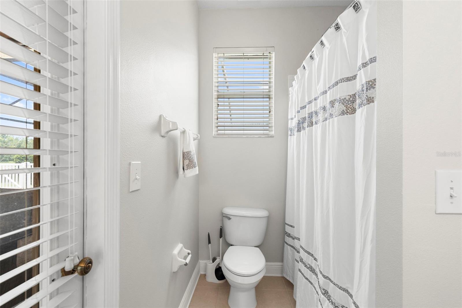 9505 LAUREL LEDGE DR