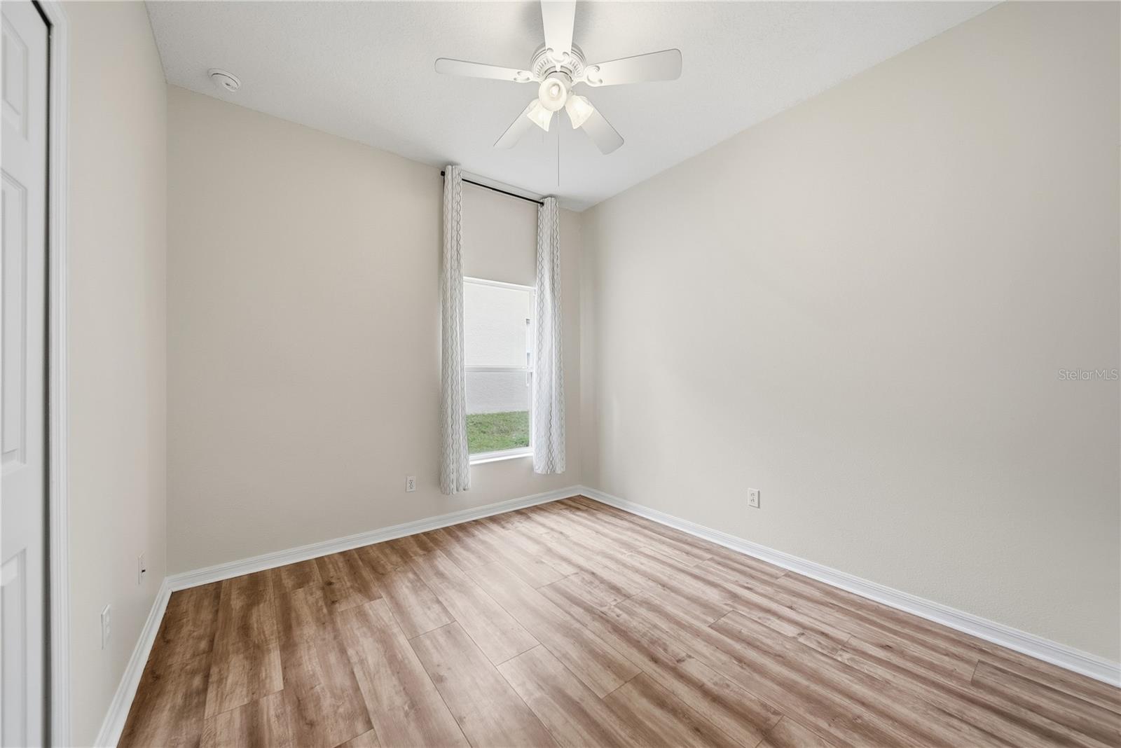 26016 SINGING LARK CT