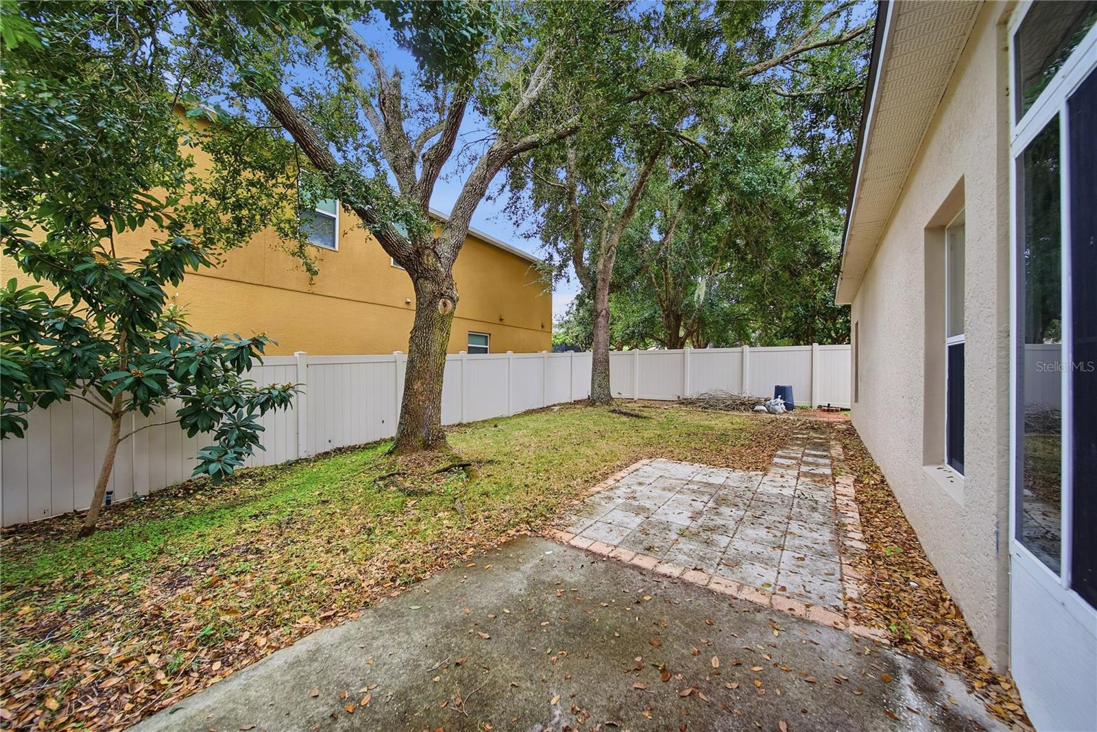 26016 SINGING LARK CT