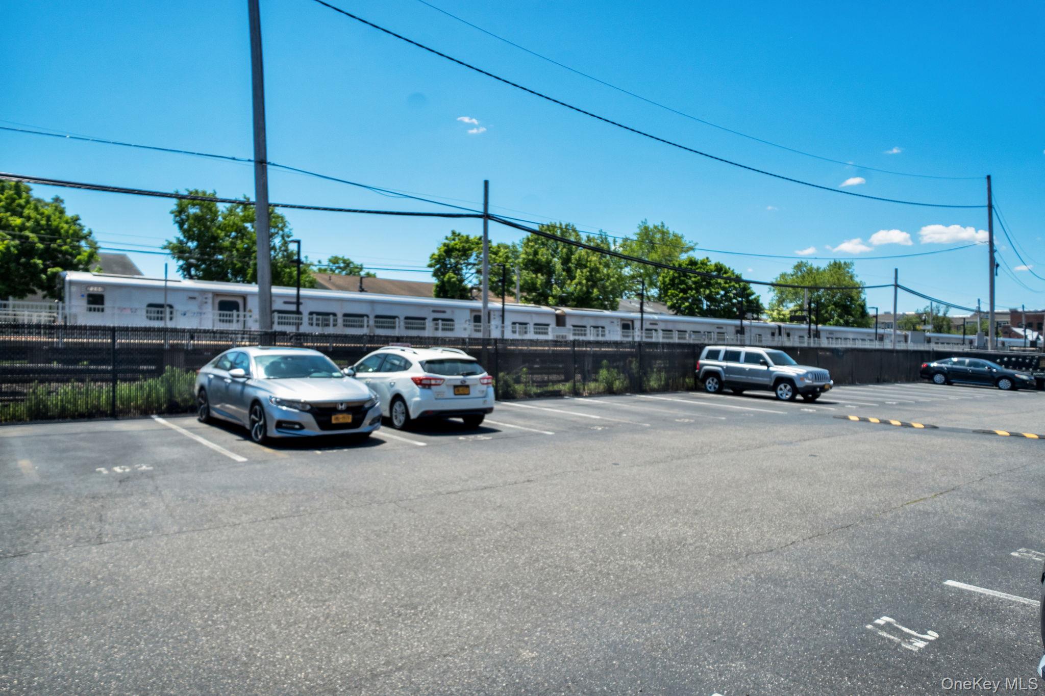 14 Ivy Street Unit: 1A