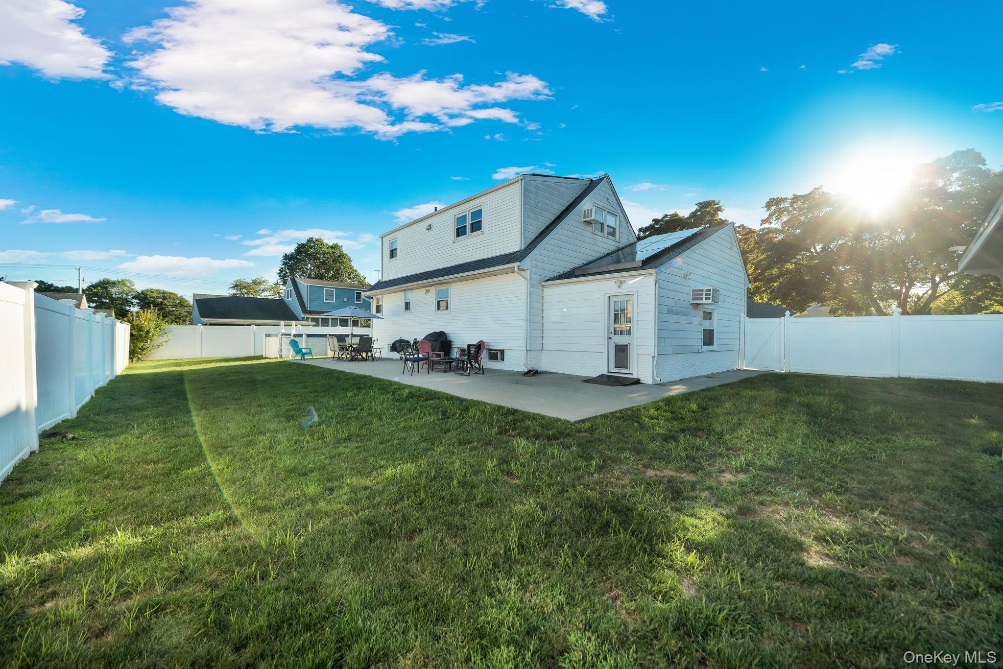 103 Queens Avenue