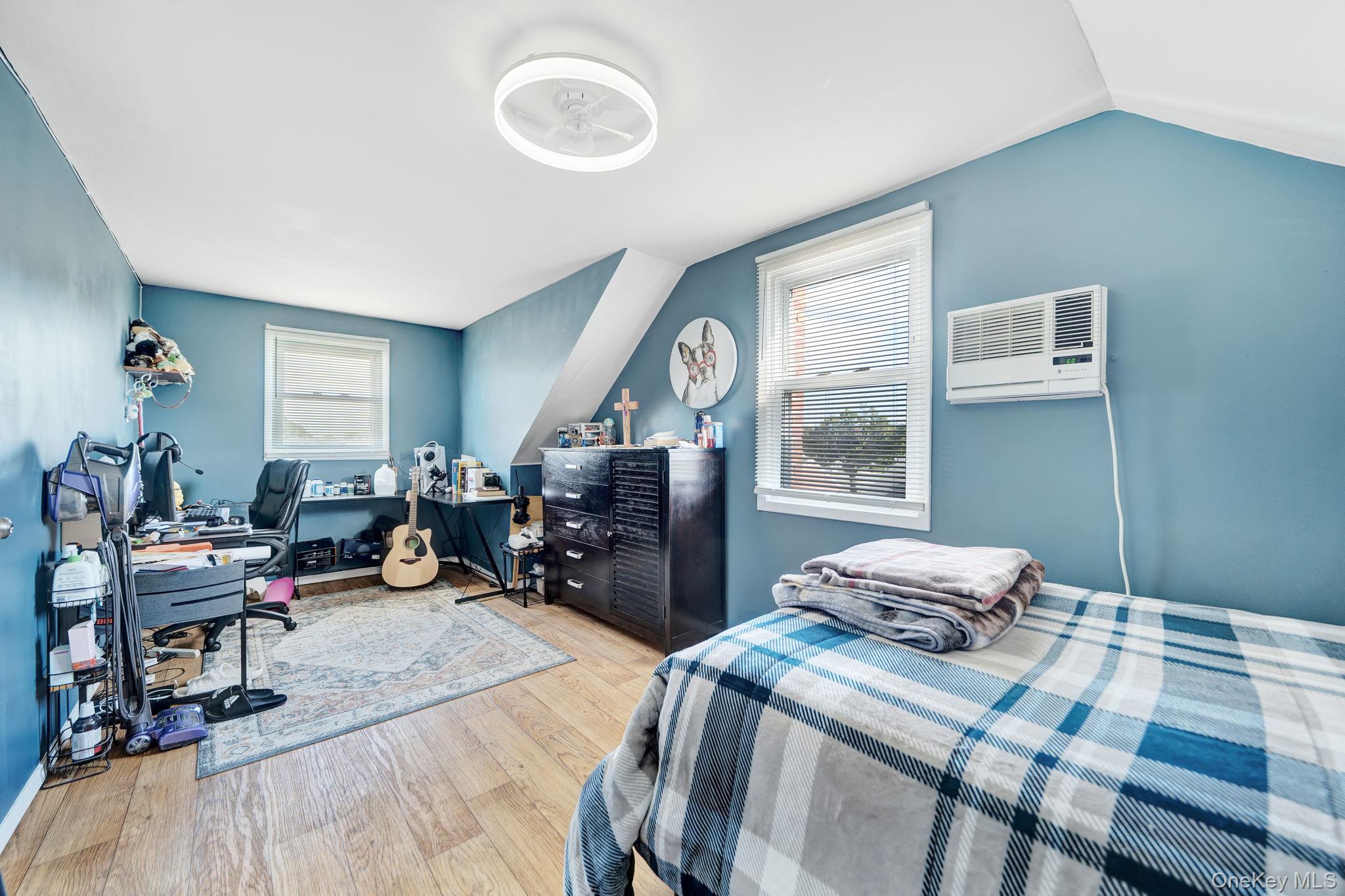 103 Queens Avenue