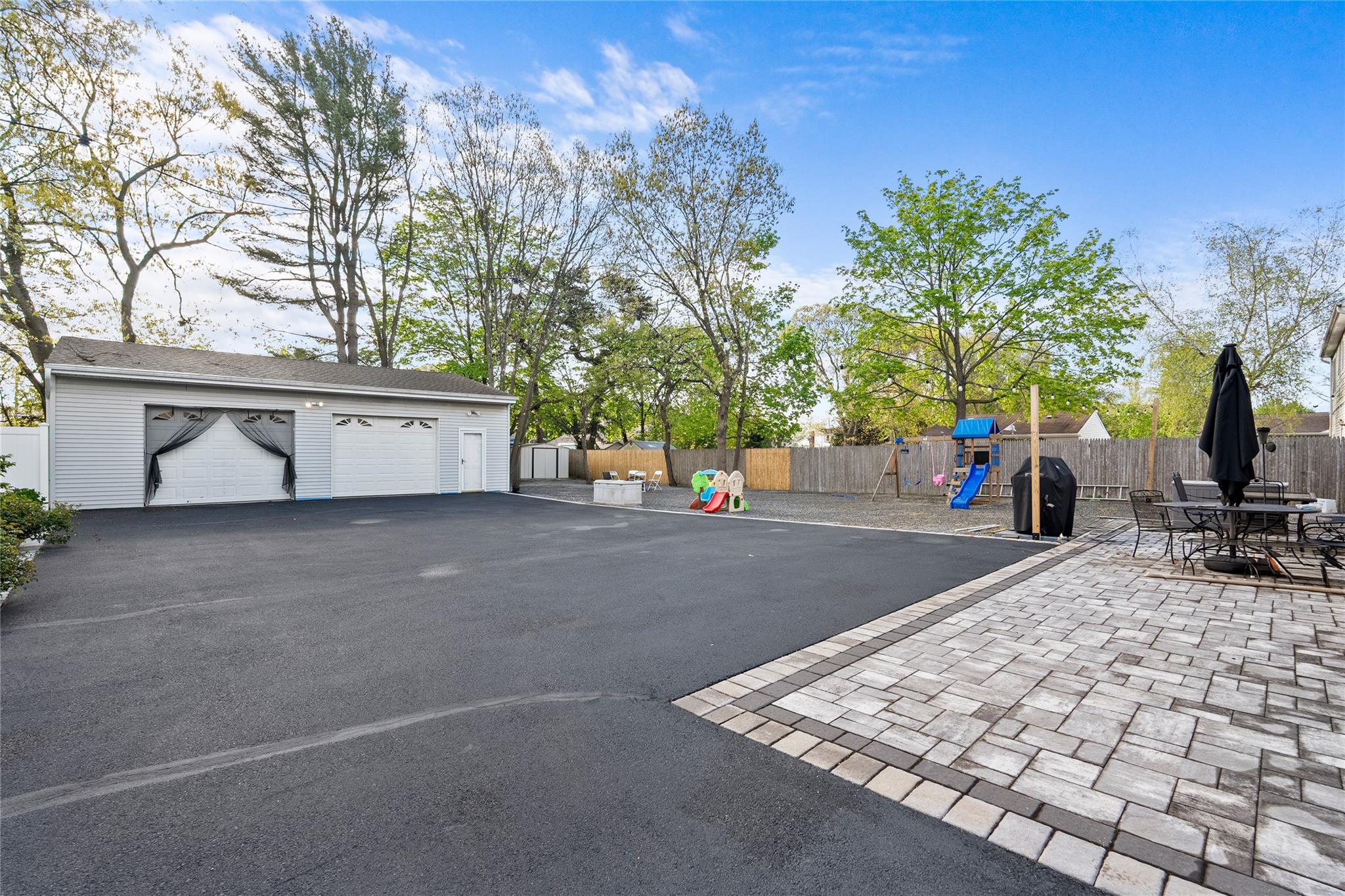 900 Bay Shore Avenue