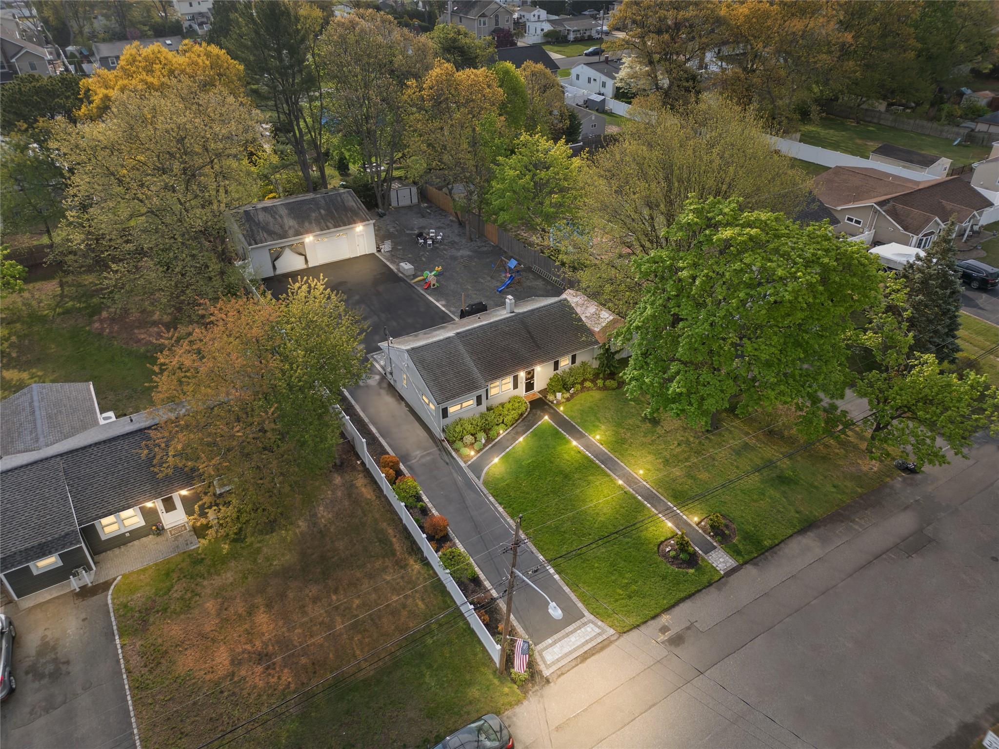 900 Bay Shore Avenue