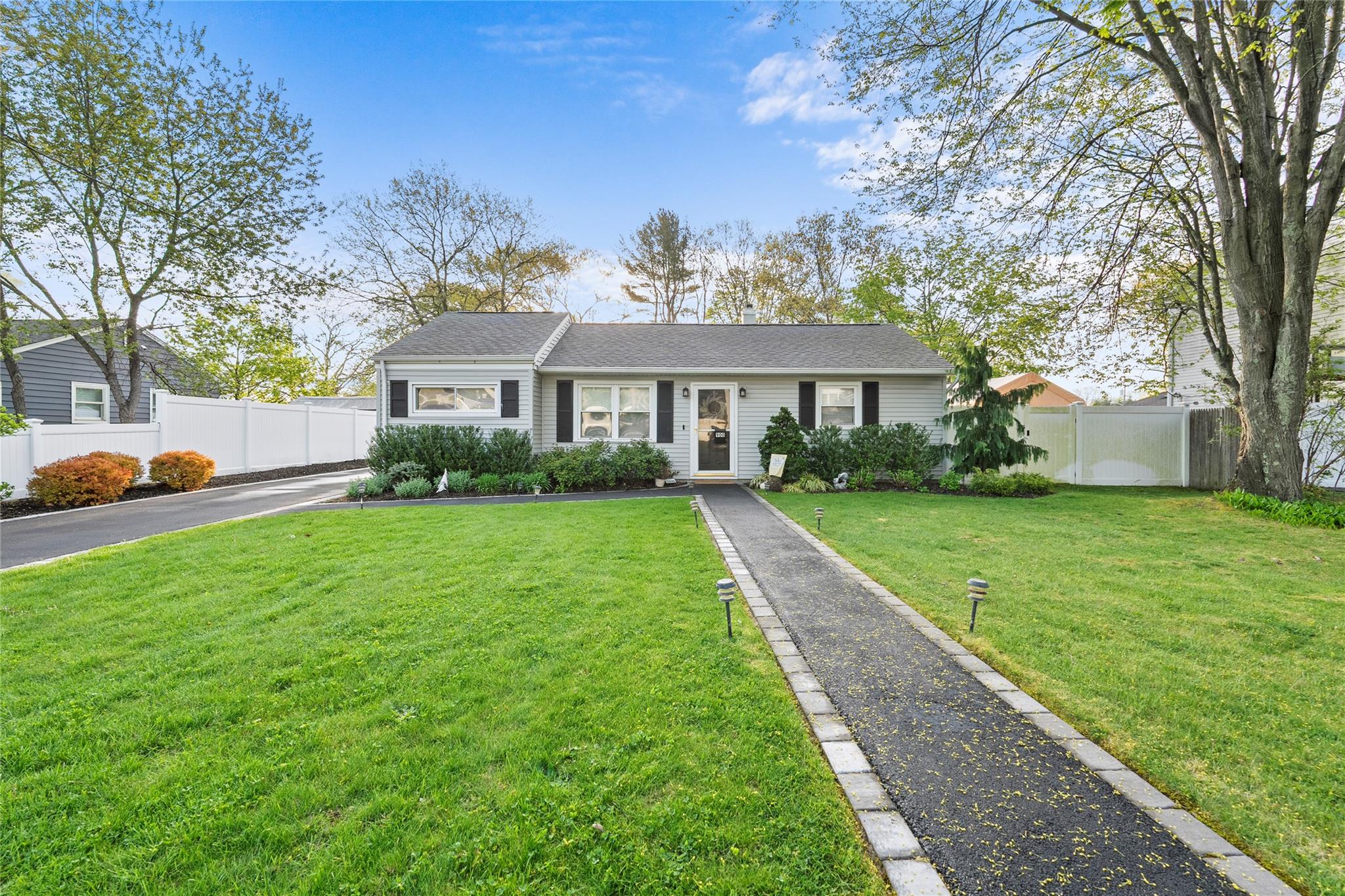 900 Bay Shore Avenue