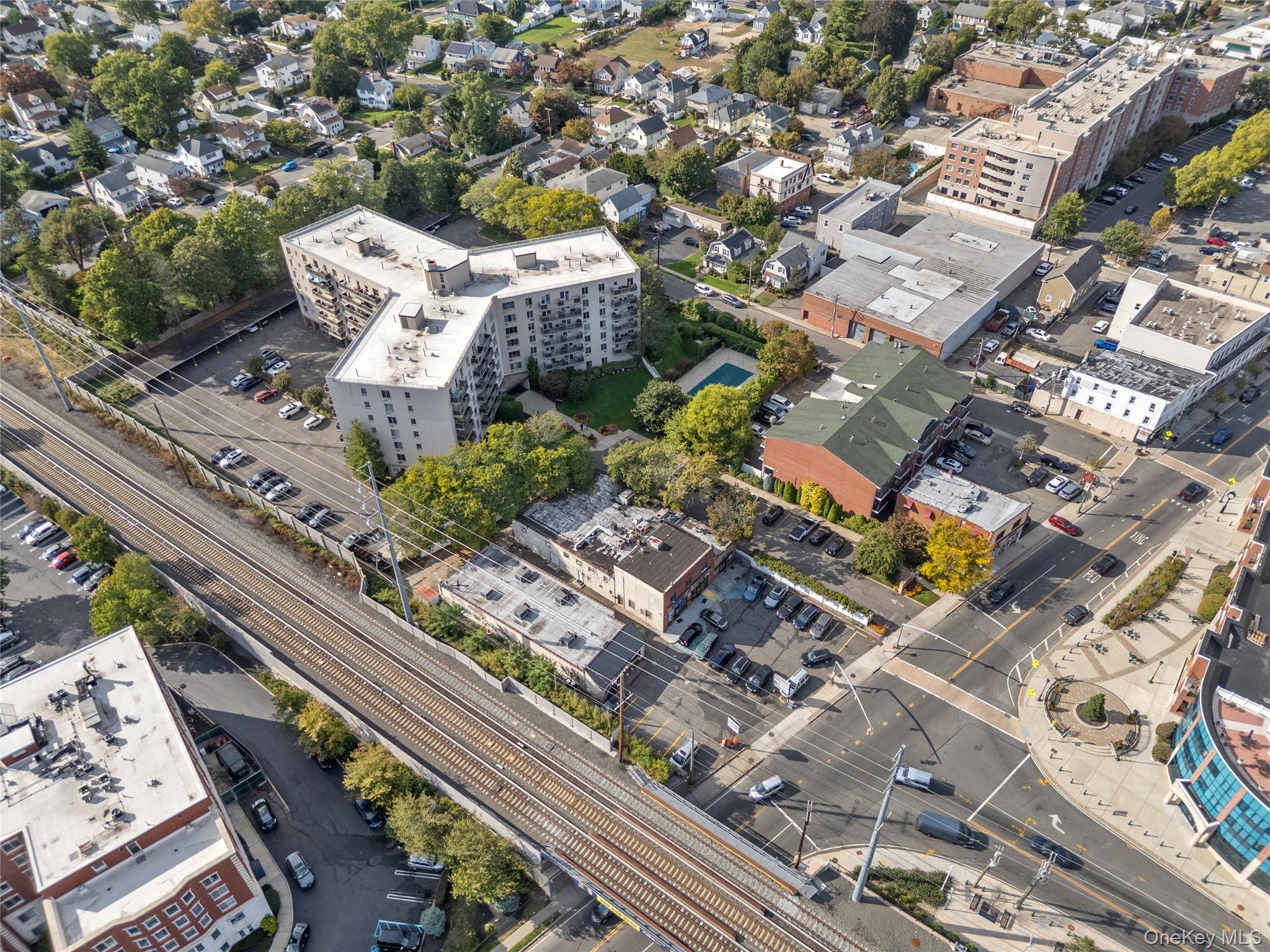 135 Post Avenue Unit: 6O