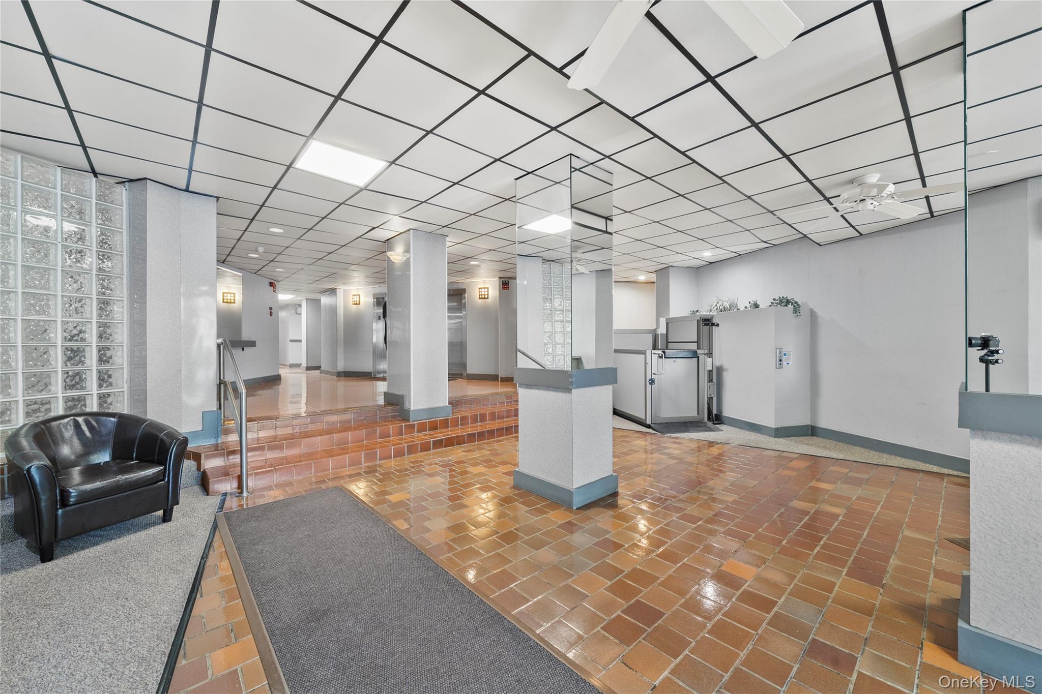 135 Post Avenue Unit: 6O