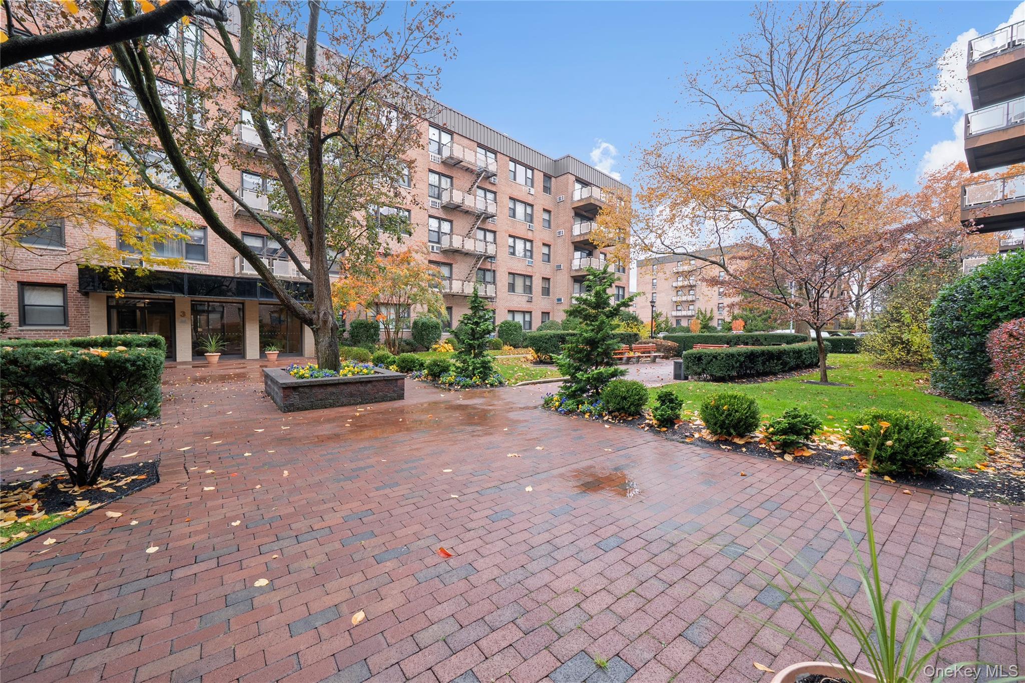 5 Birchwood Court Unit: 3N