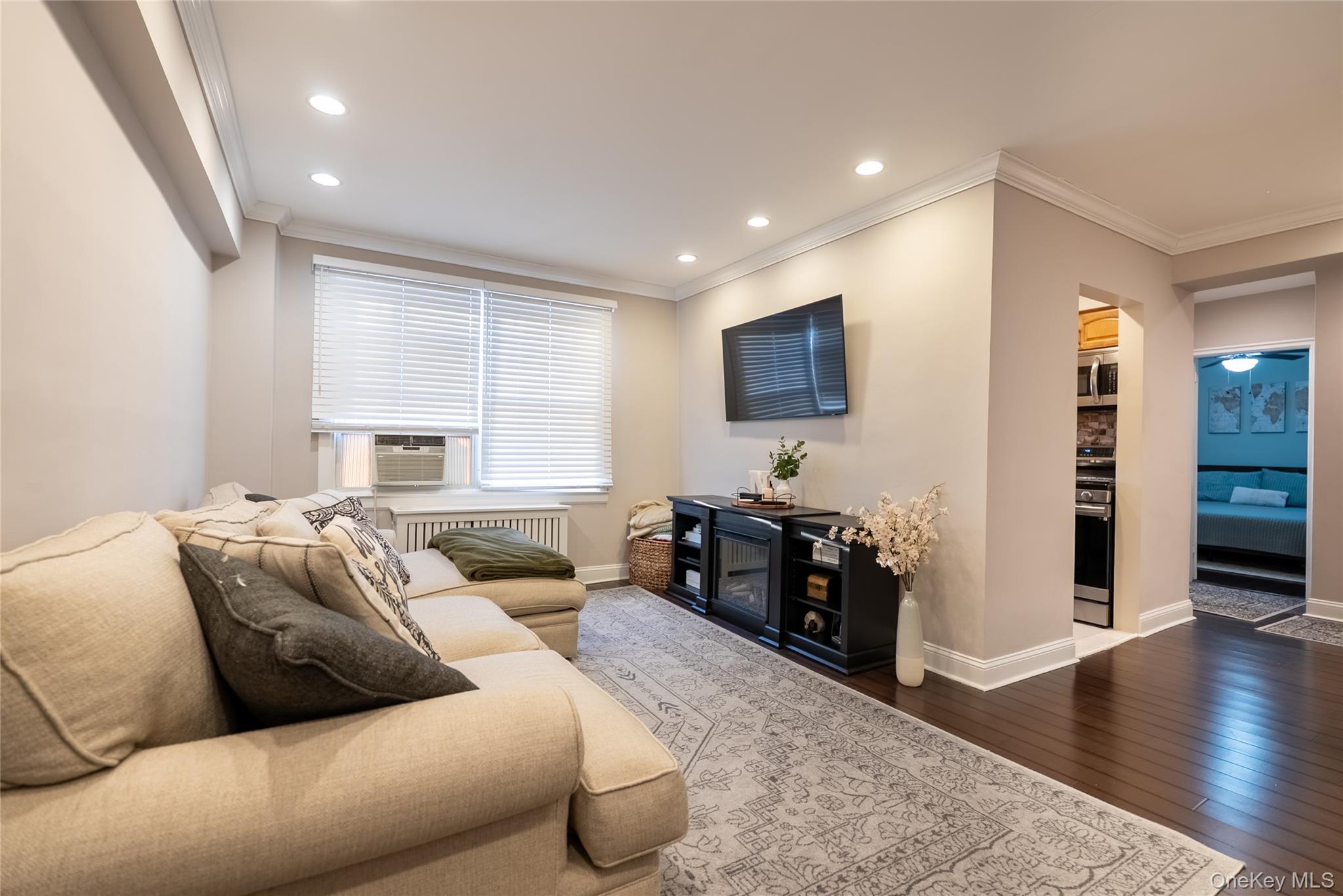 12 Edwards Street Unit: 3B