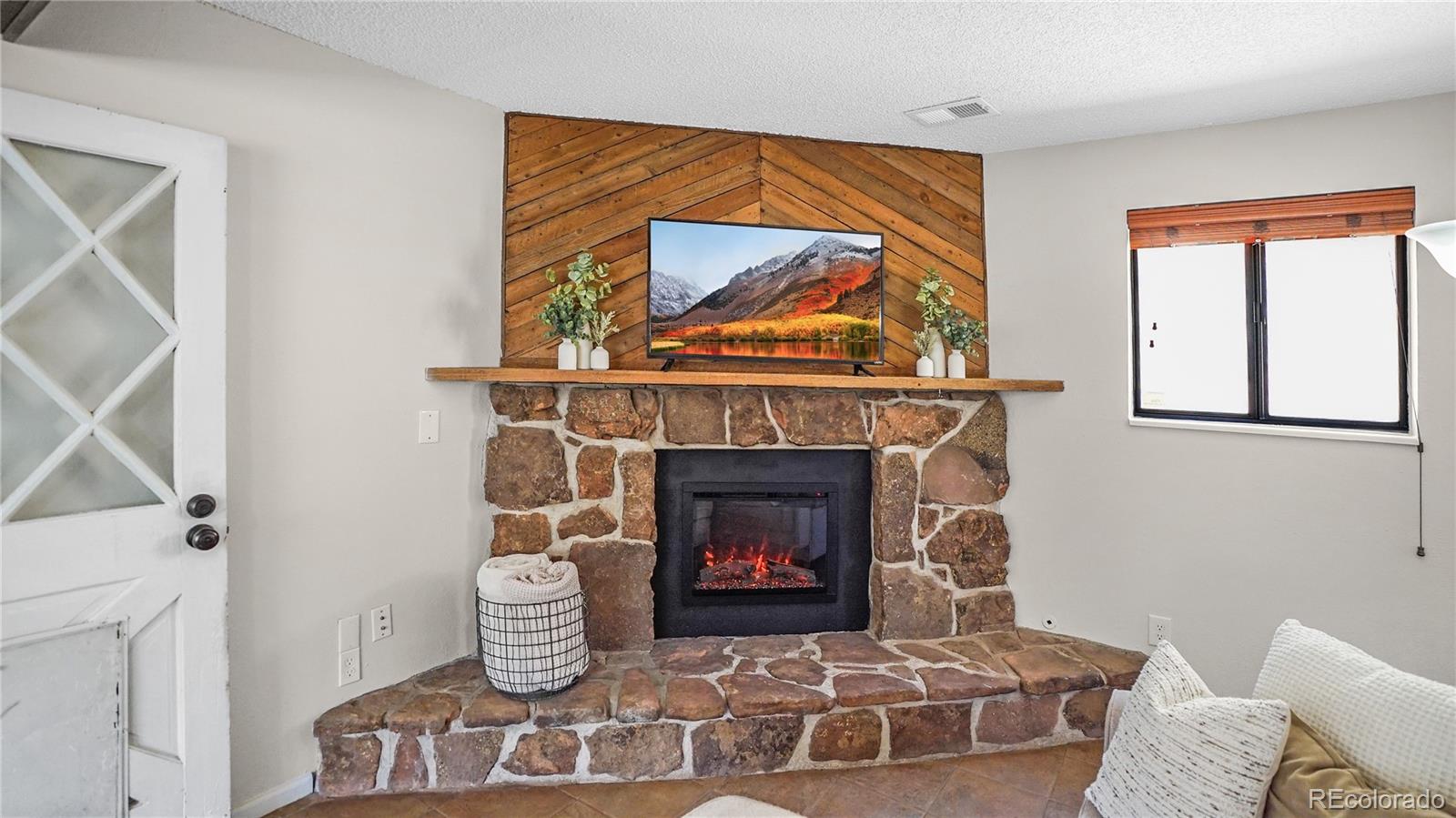 195 Brookside Drive