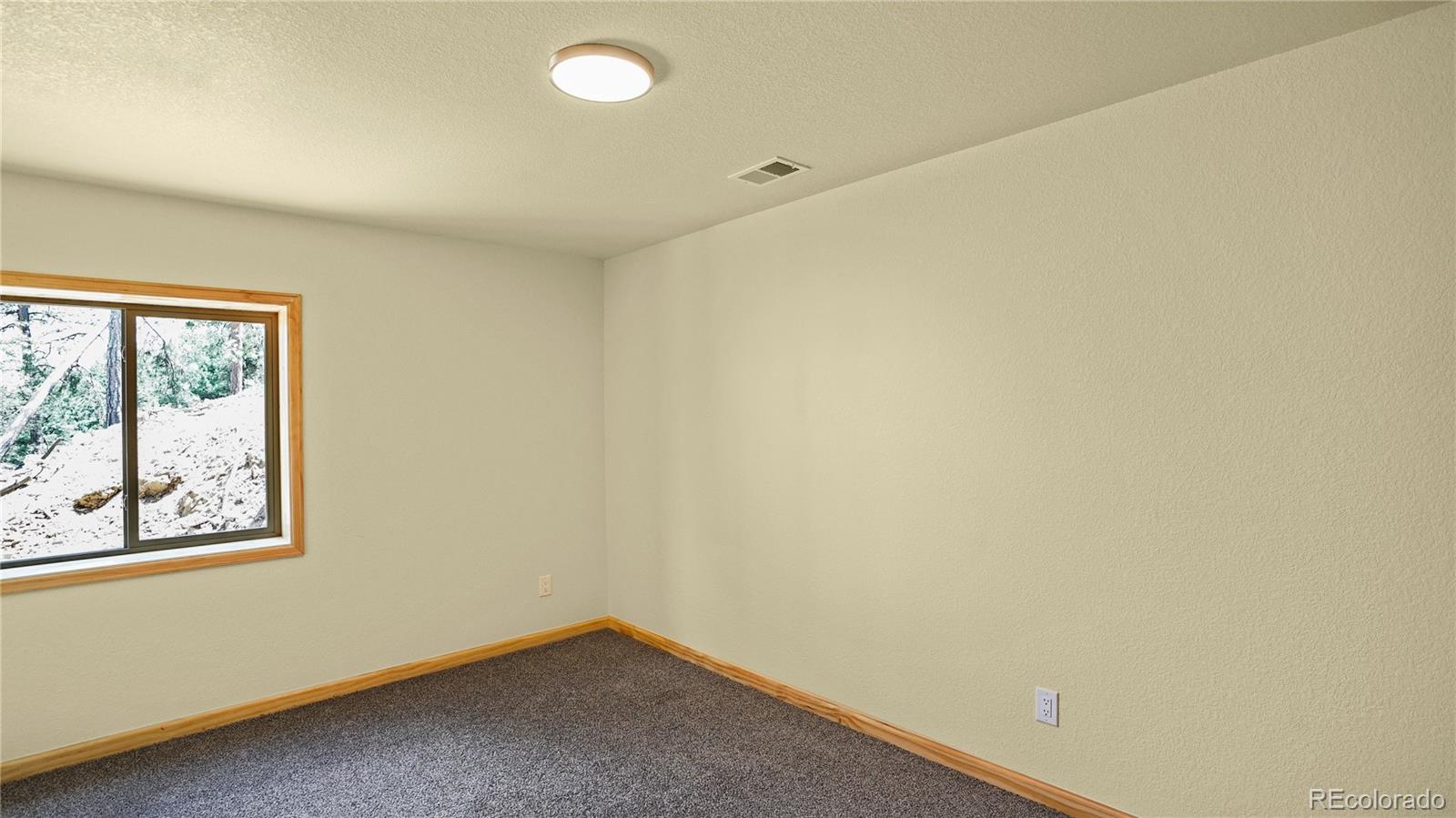 325 Bob Cat Trail