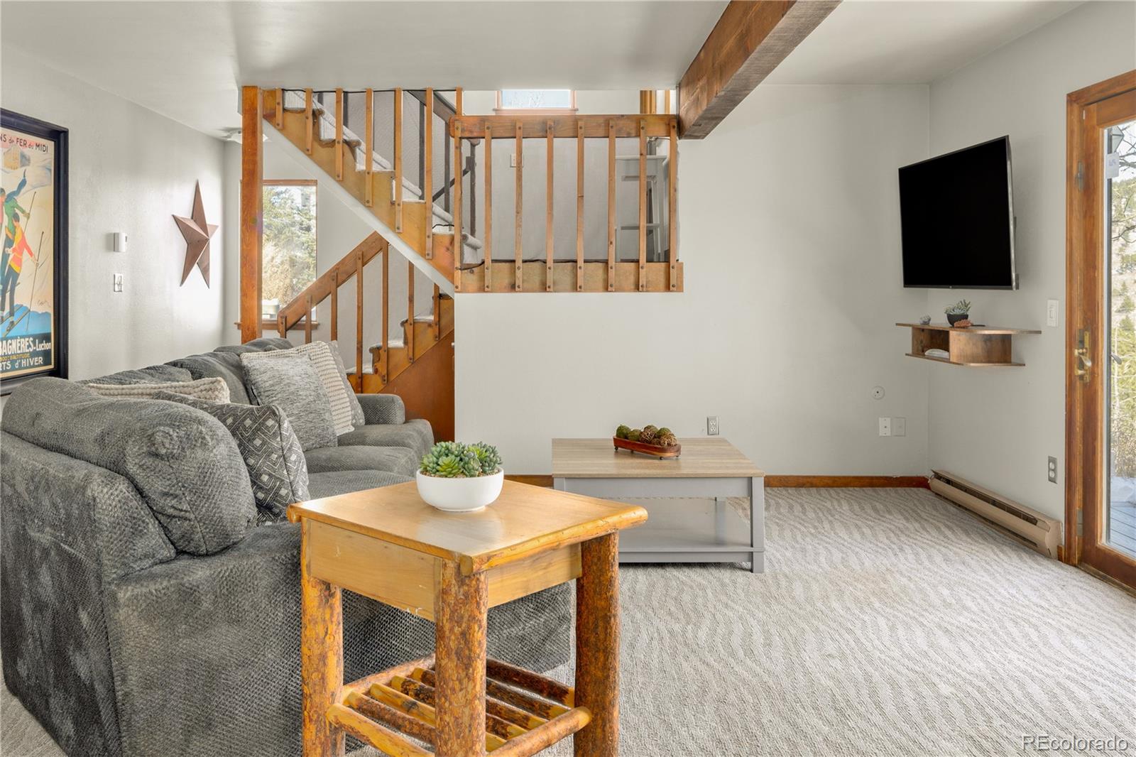 464 Ponderosa Drive