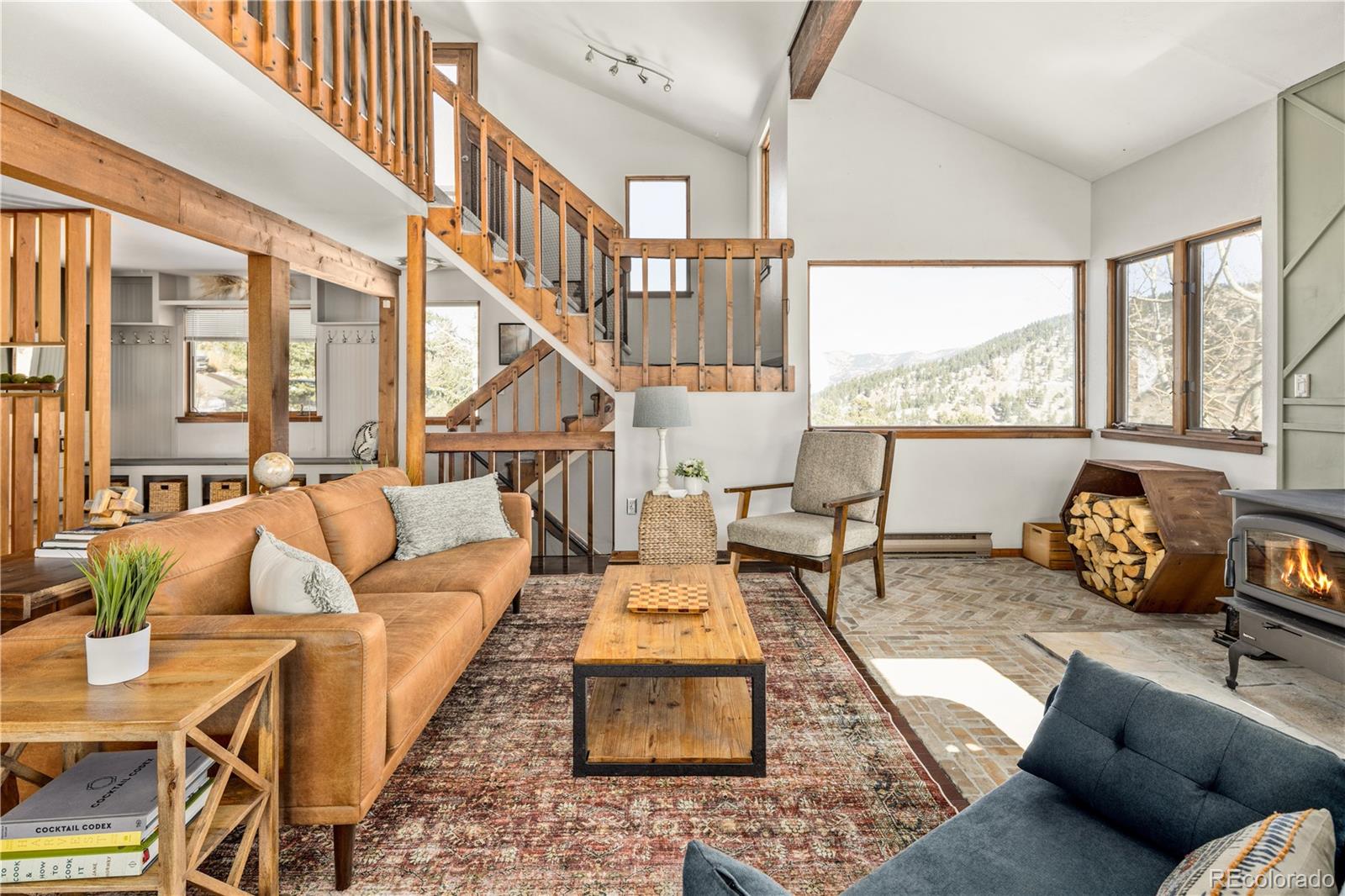 464 Ponderosa Drive