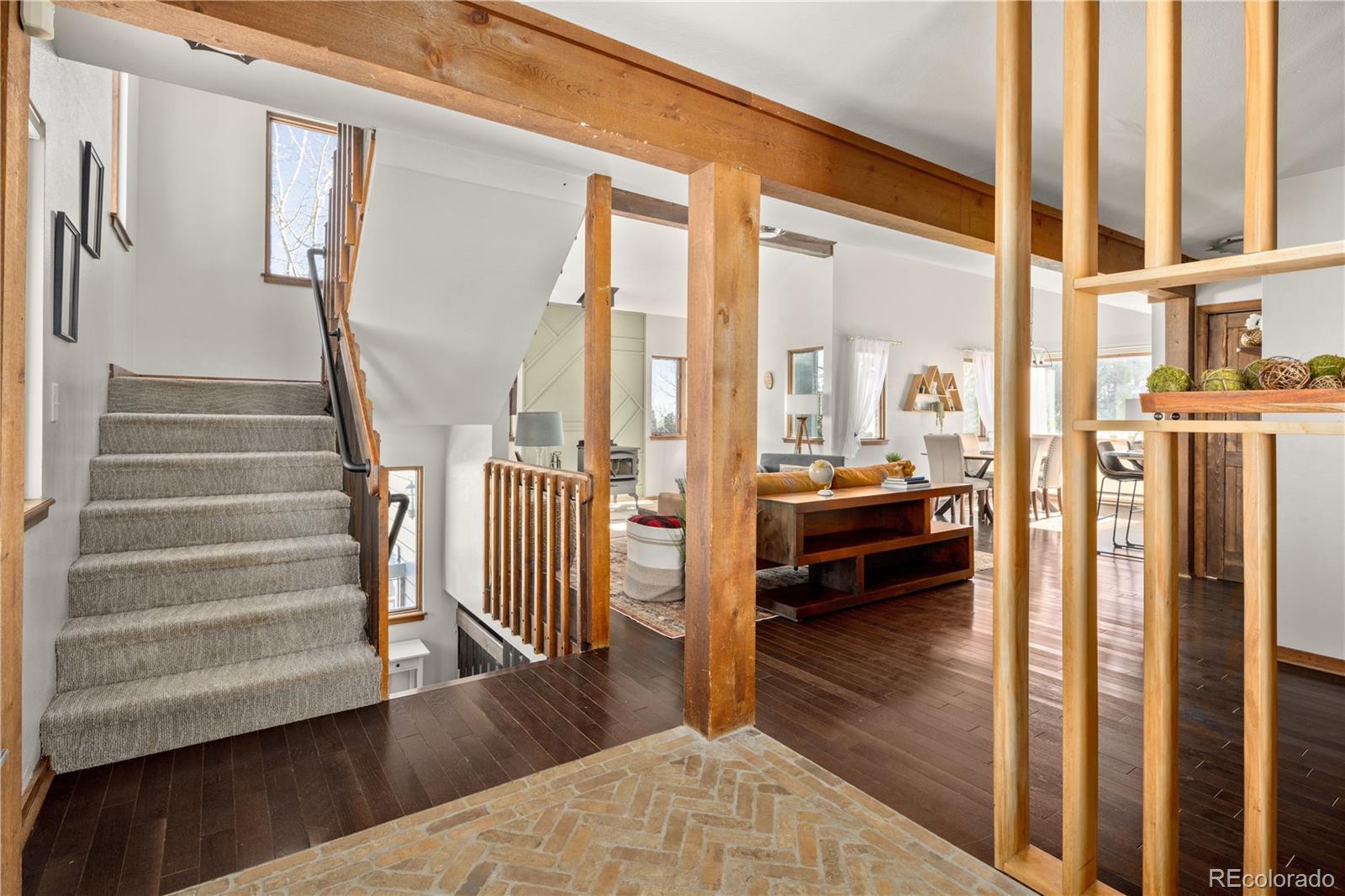 464 Ponderosa Drive