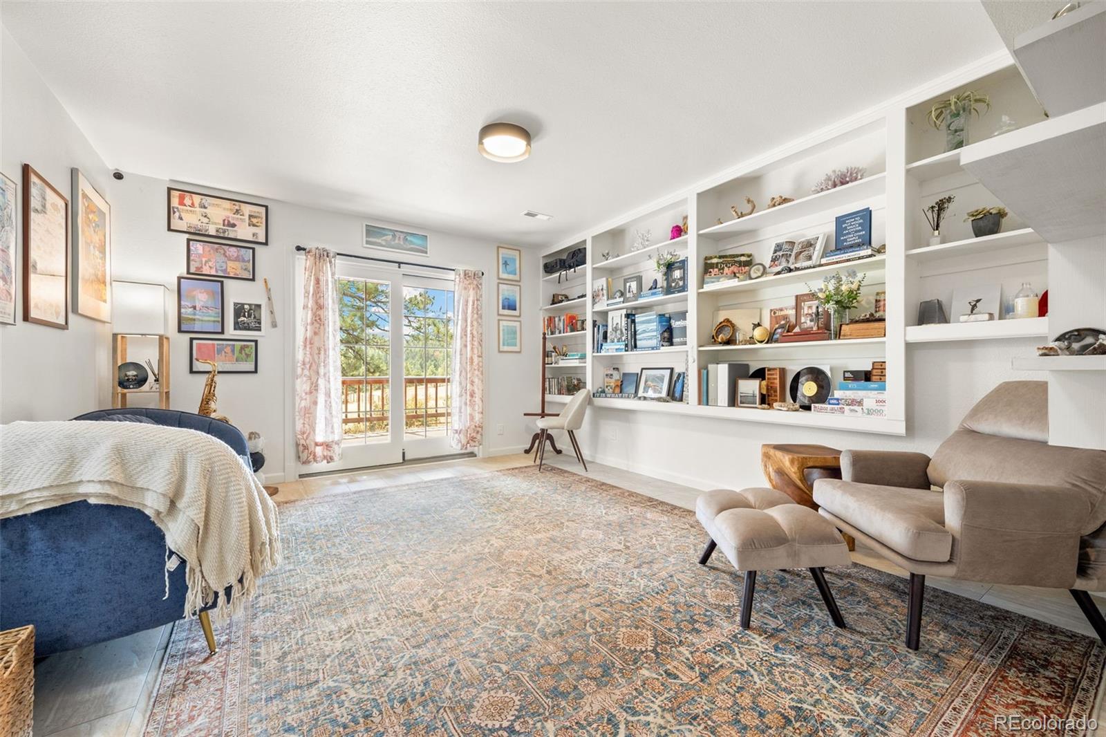 924 Bluebird Drive
