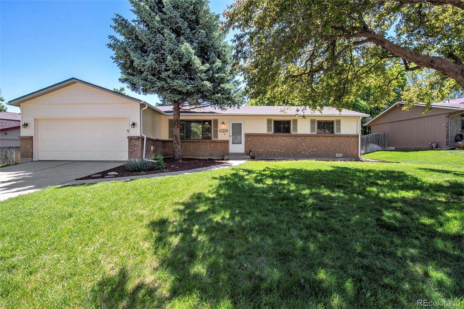 7446 S Elm Court