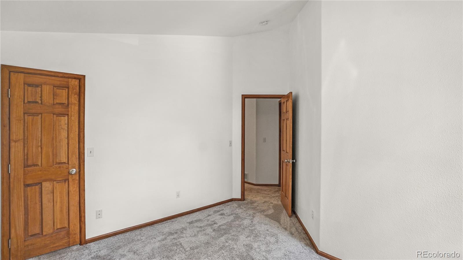 368 Lakeview Road