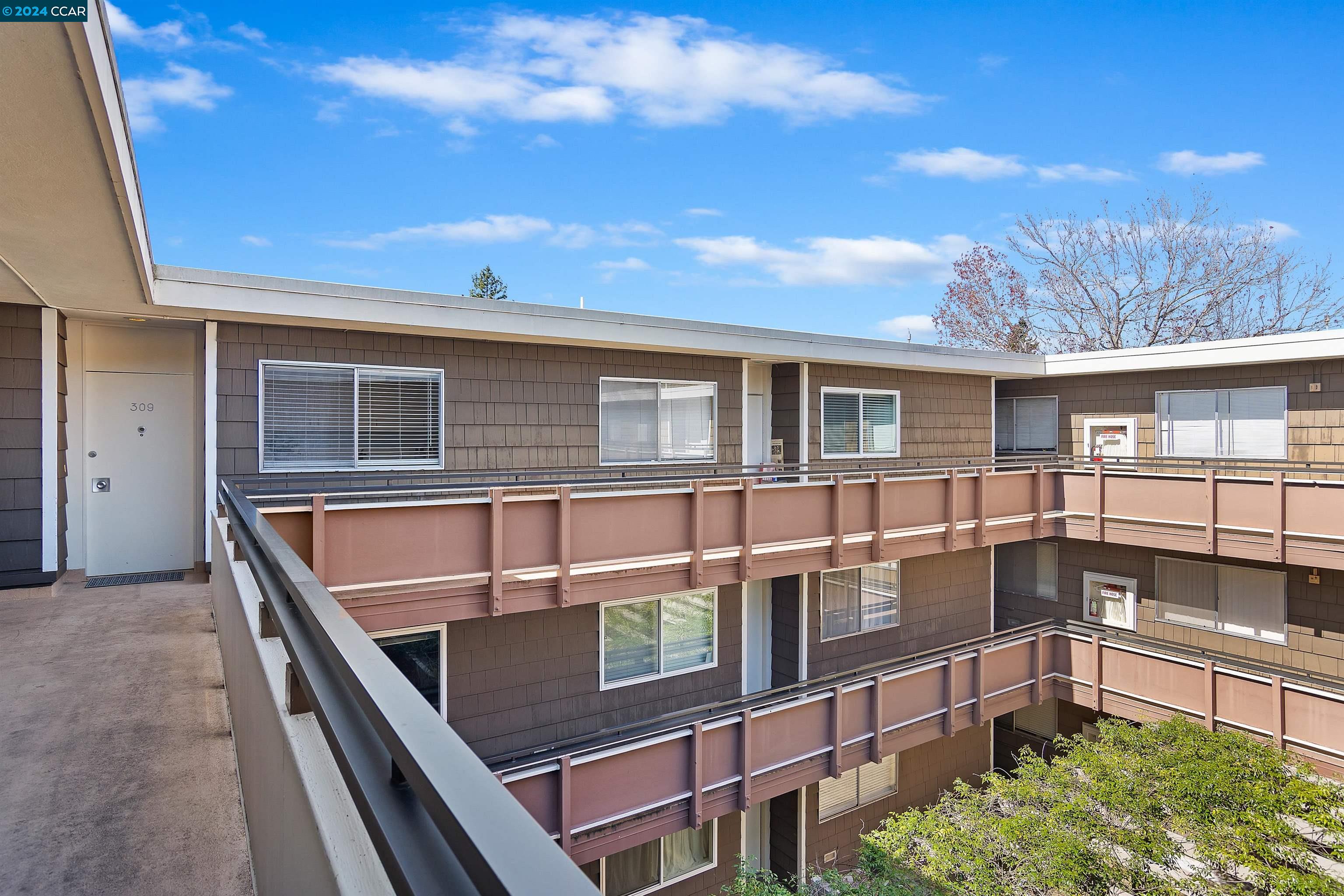 2601 College Ave # 309