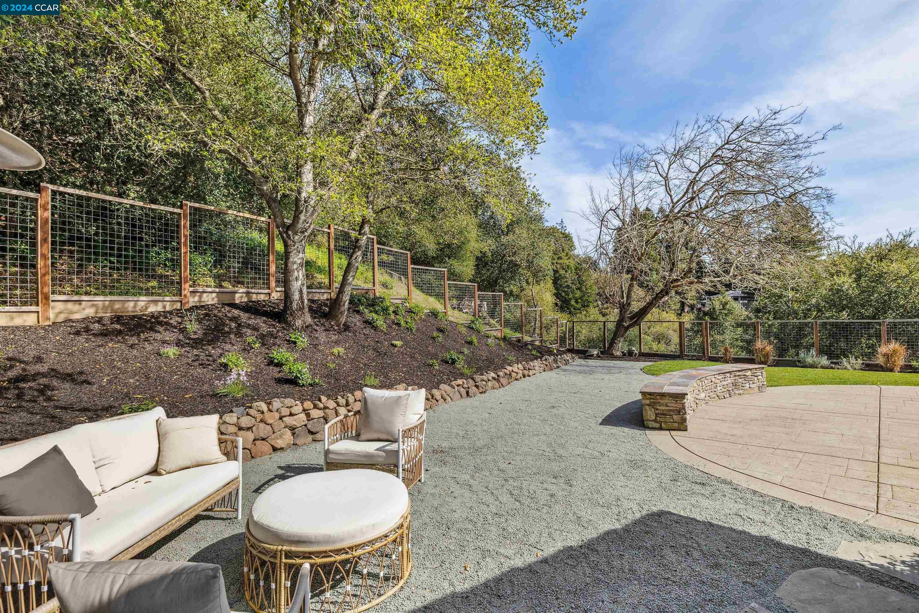 30 Owl Hill Rd