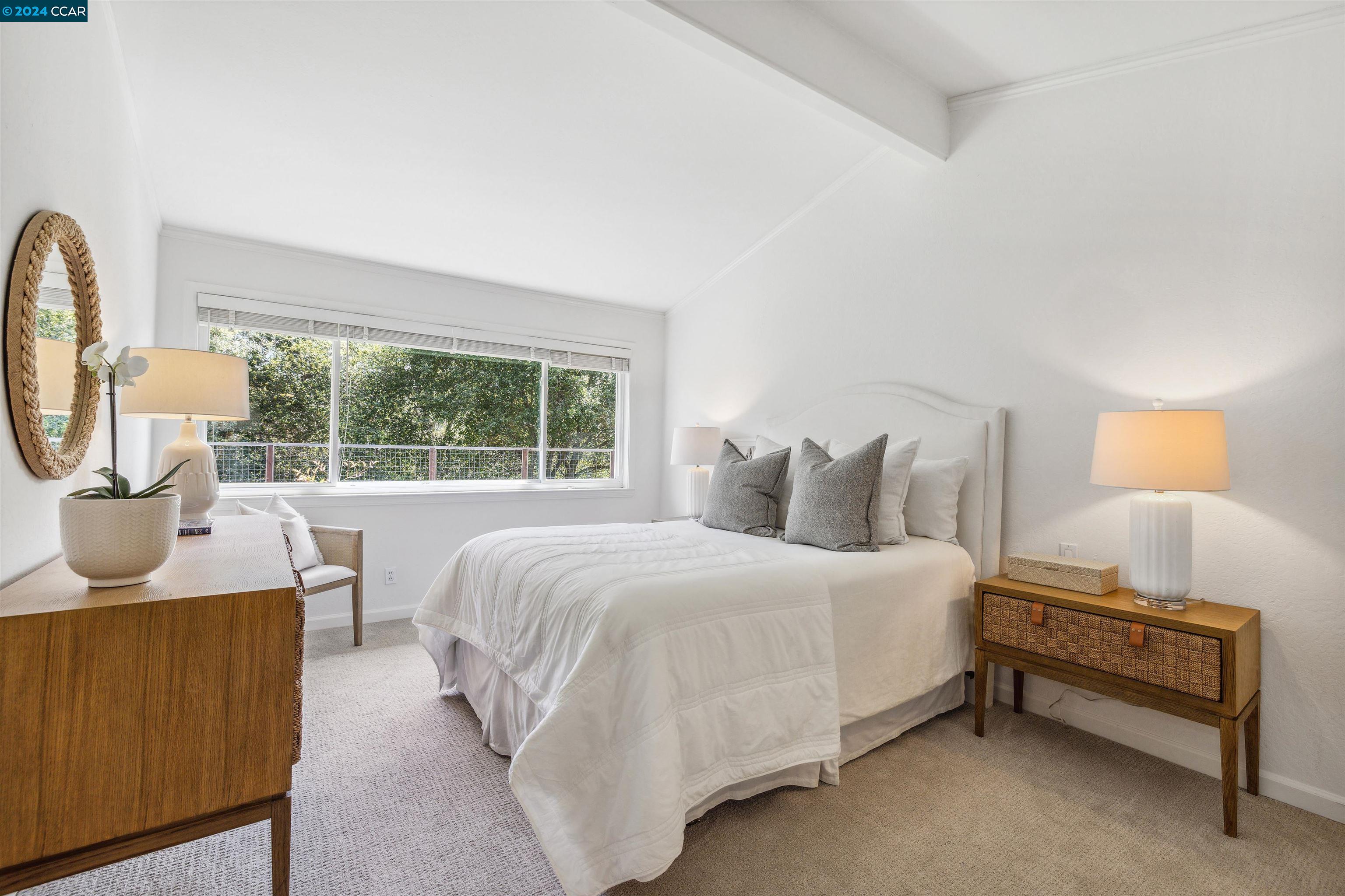 30 Owl Hill Rd