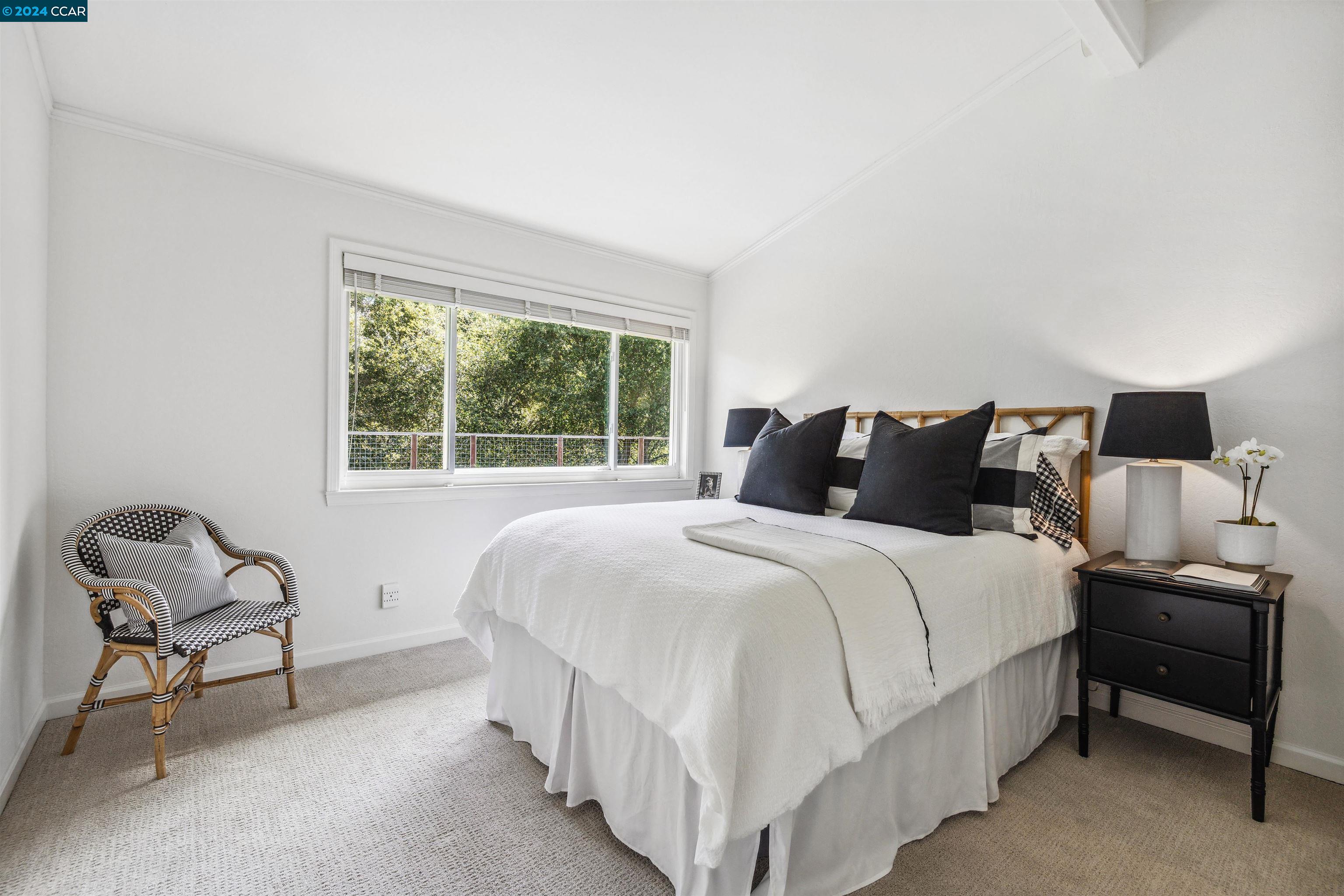30 Owl Hill Rd