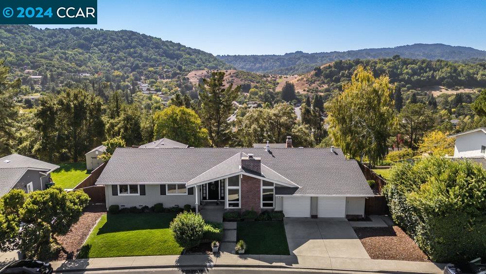 78 Shuey Dr