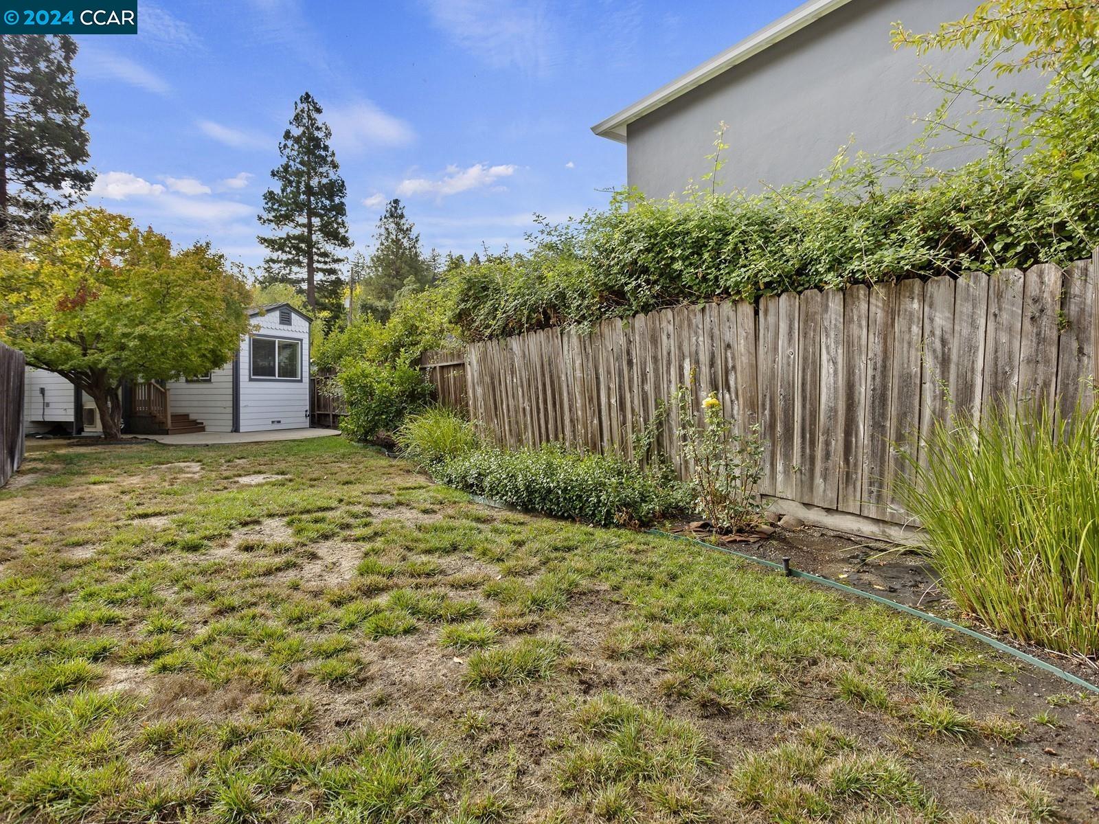 3592 Walnut Street