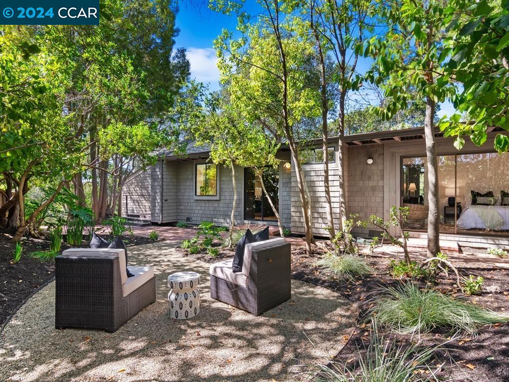 27 Charles Hill Cir