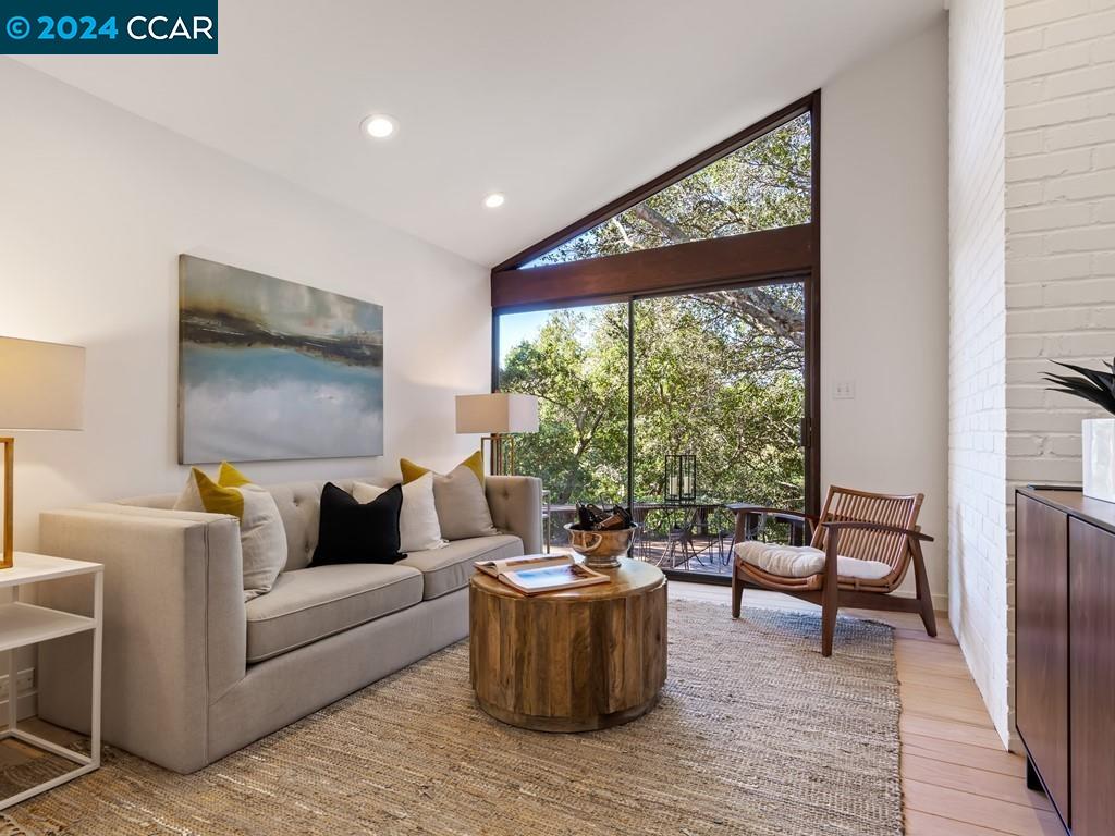 27 Charles Hill Cir