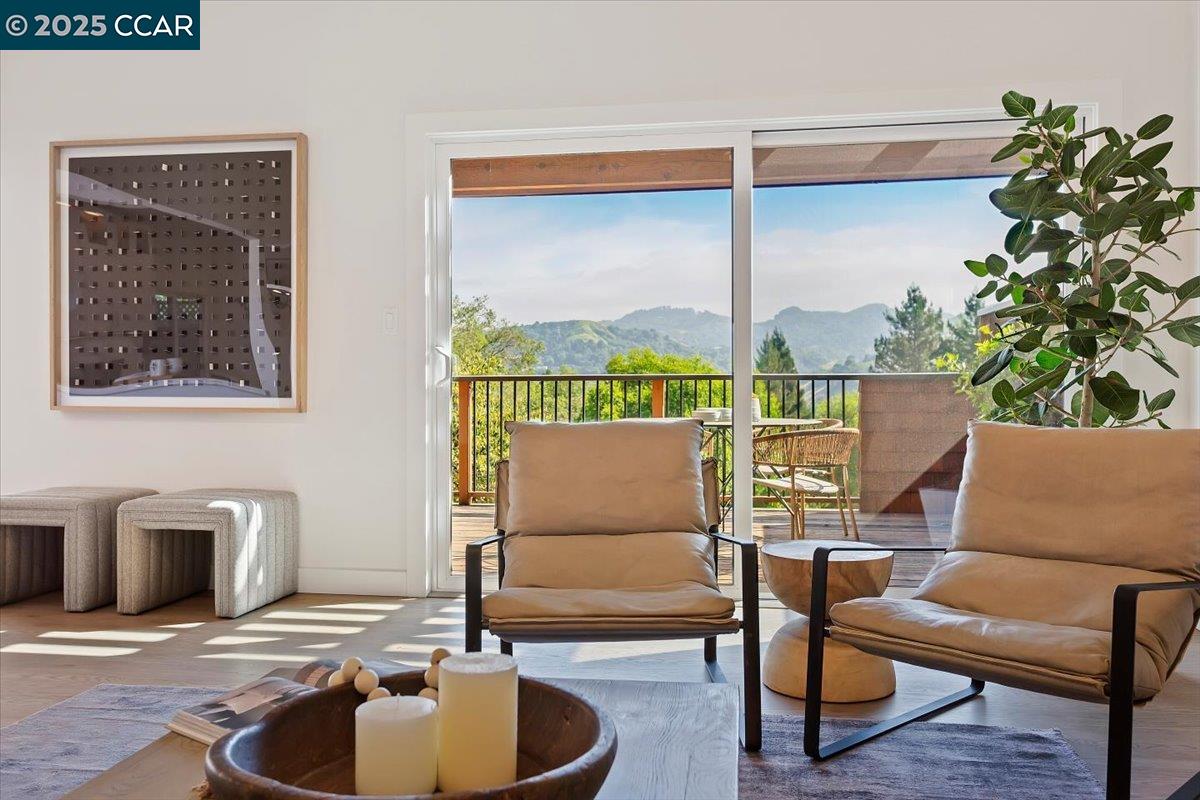 316 Village View Ct