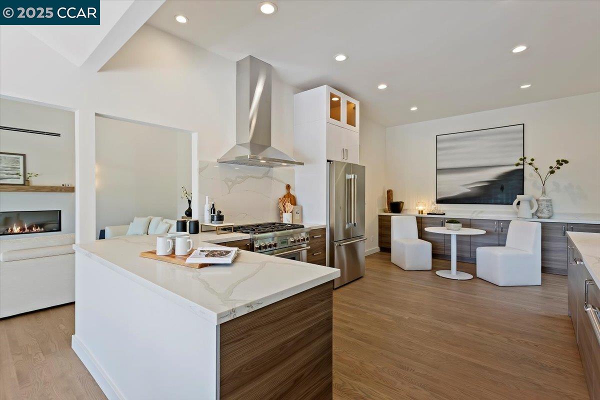 316 Village View Ct
