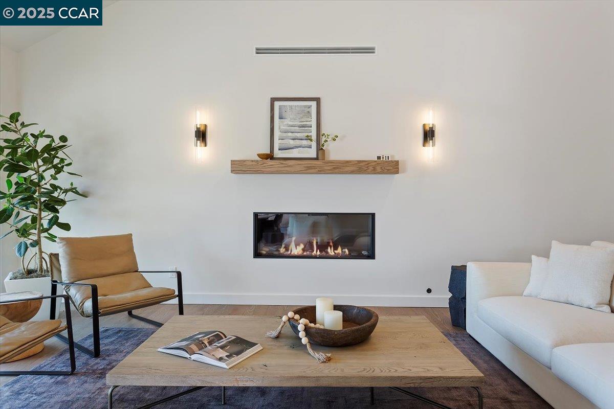 316 Village View Ct
