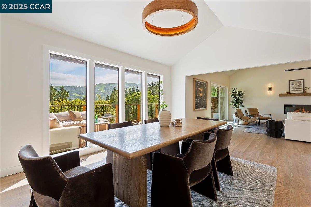 316 Village View Ct