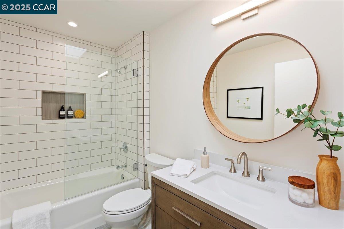 316 Village View Ct
