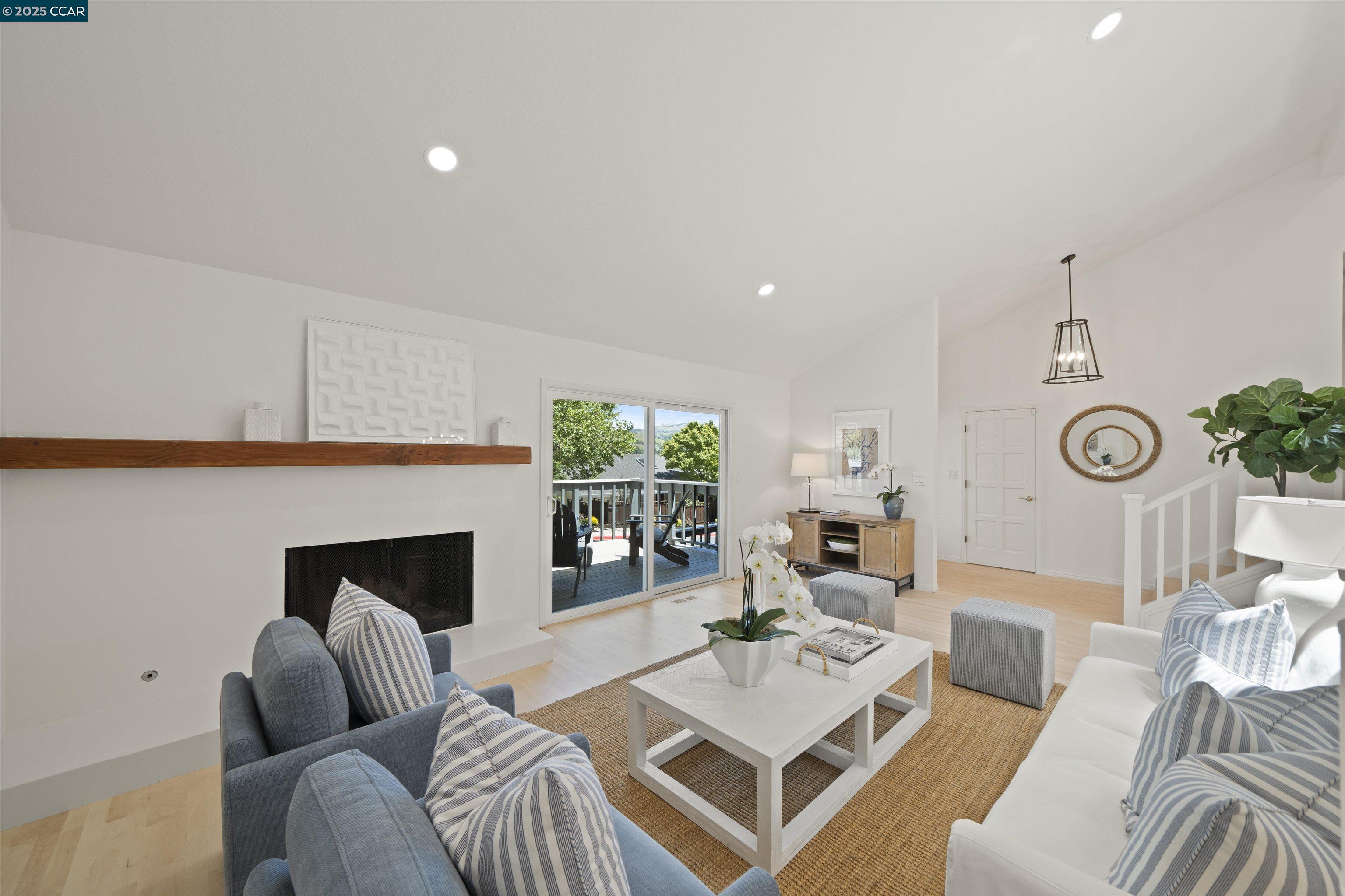 1828 Saint Andrews Dr.