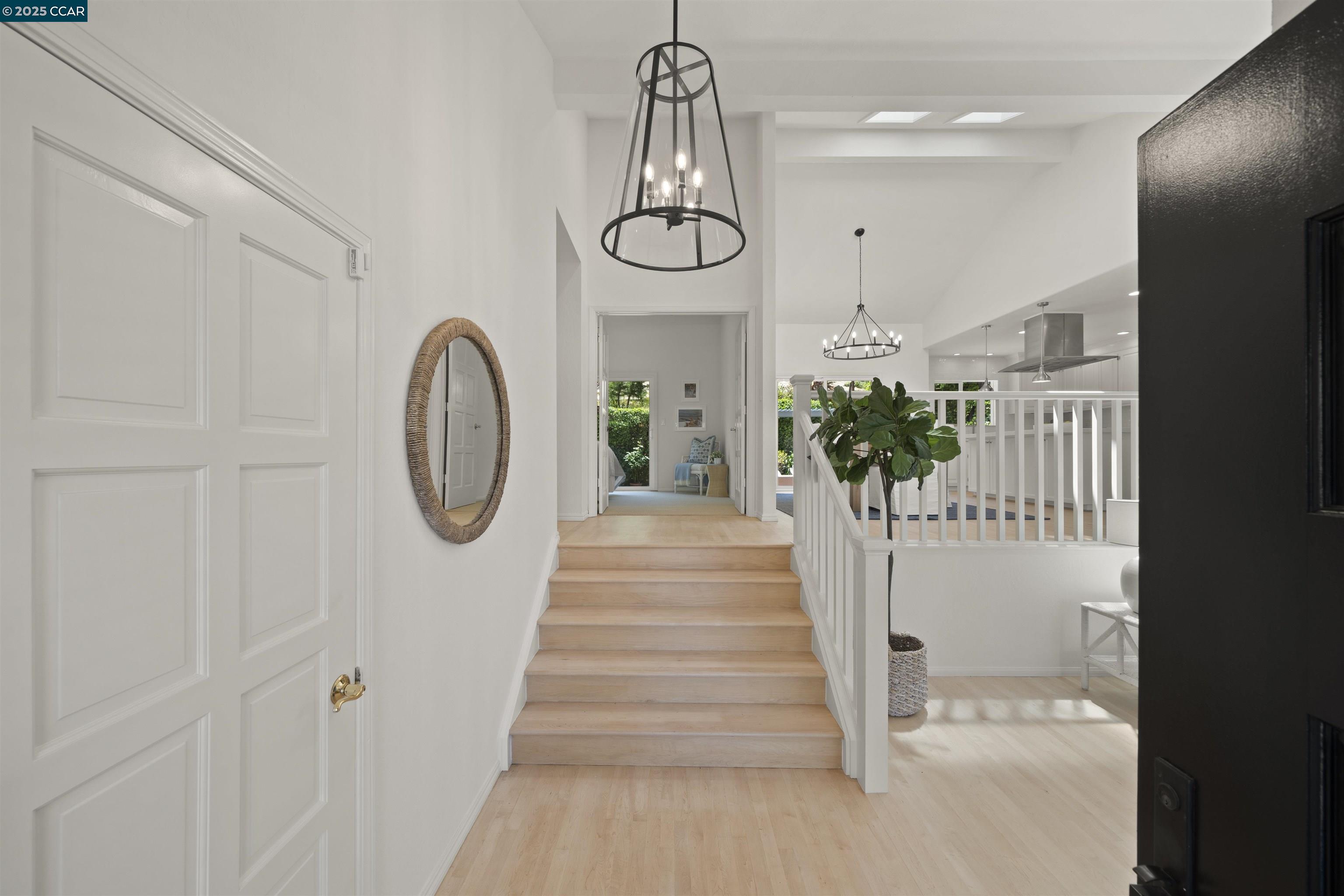 1828 Saint Andrews Dr.