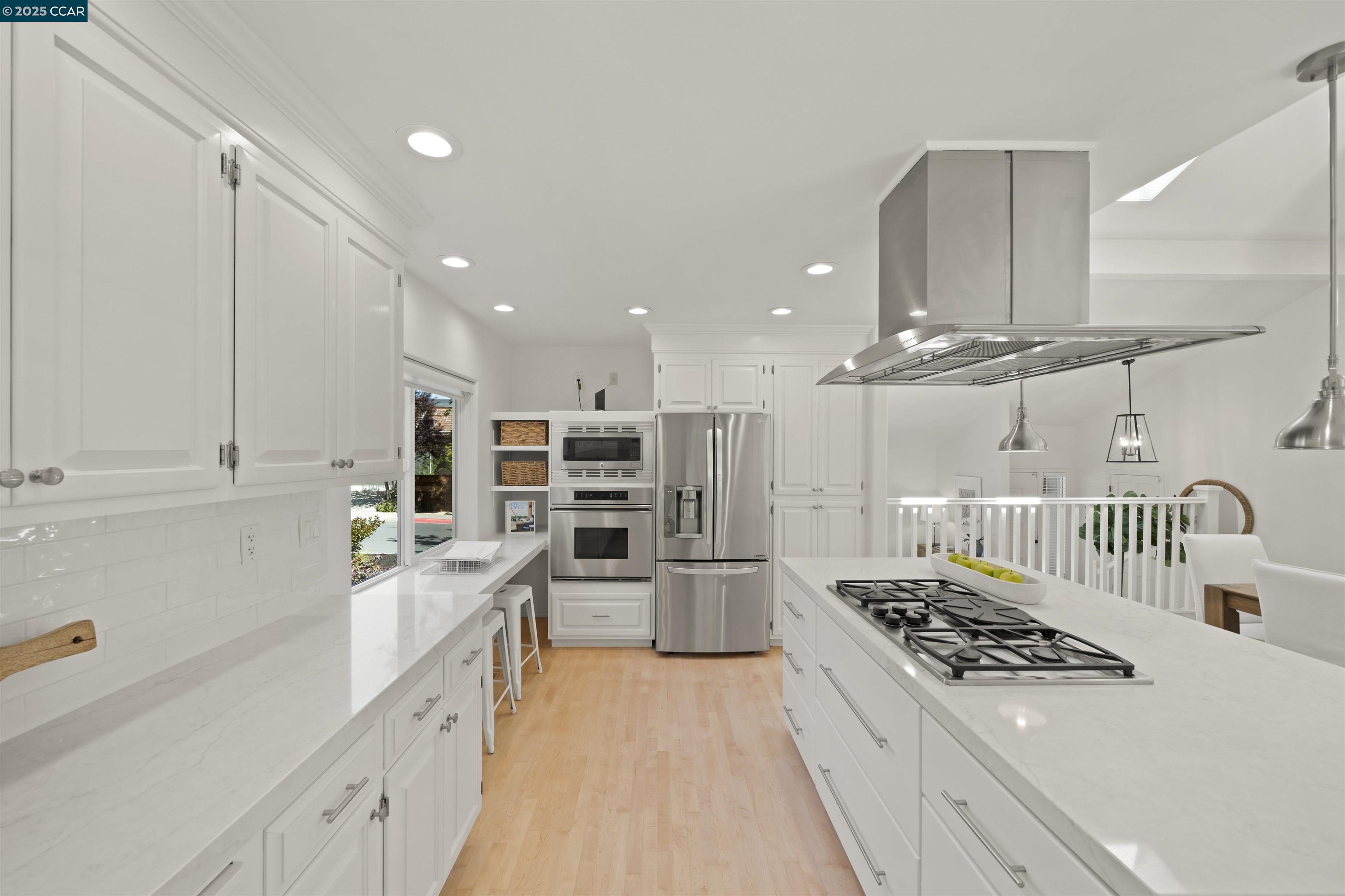 1828 Saint Andrews Dr.