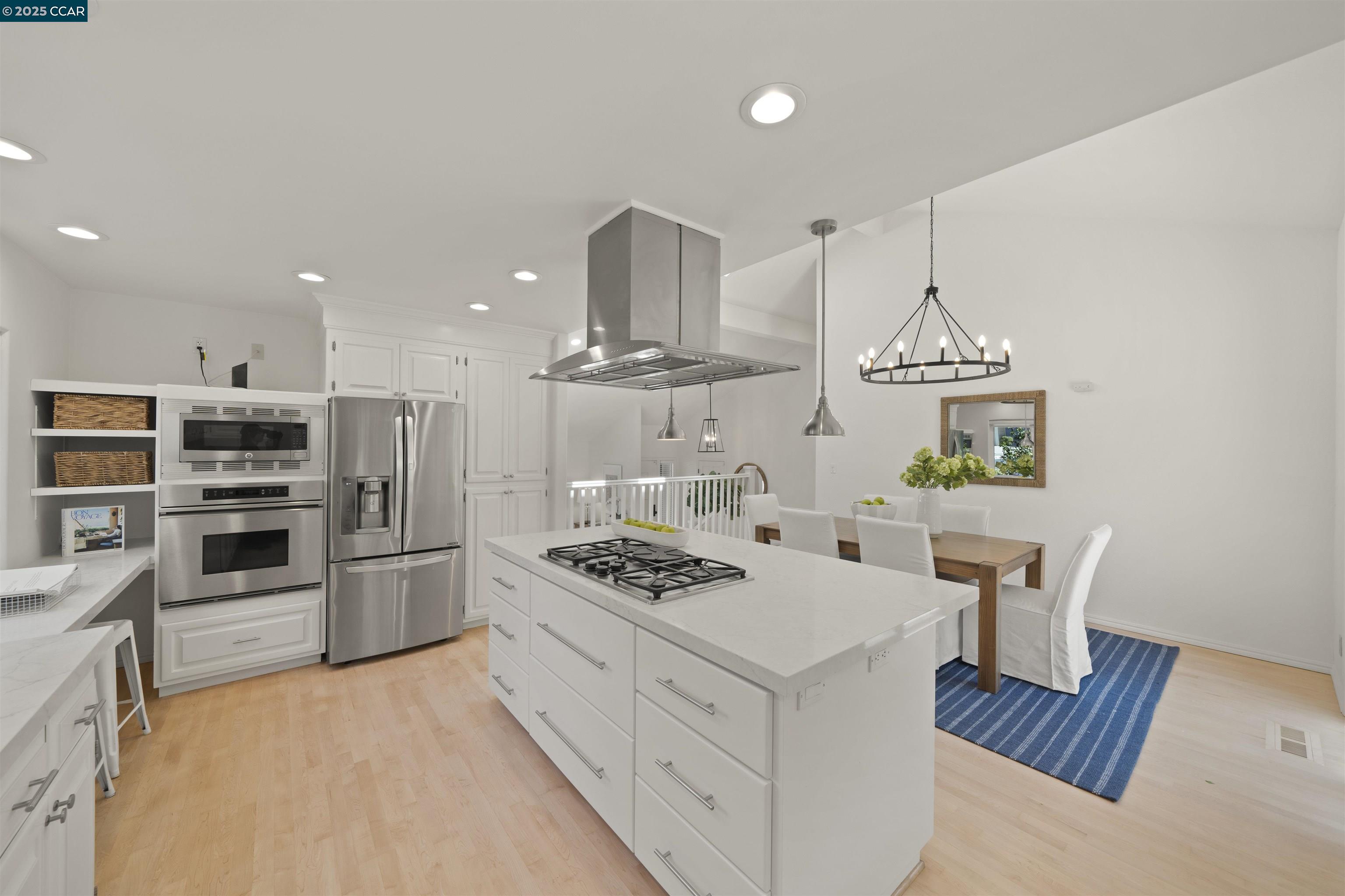 1828 Saint Andrews Dr.