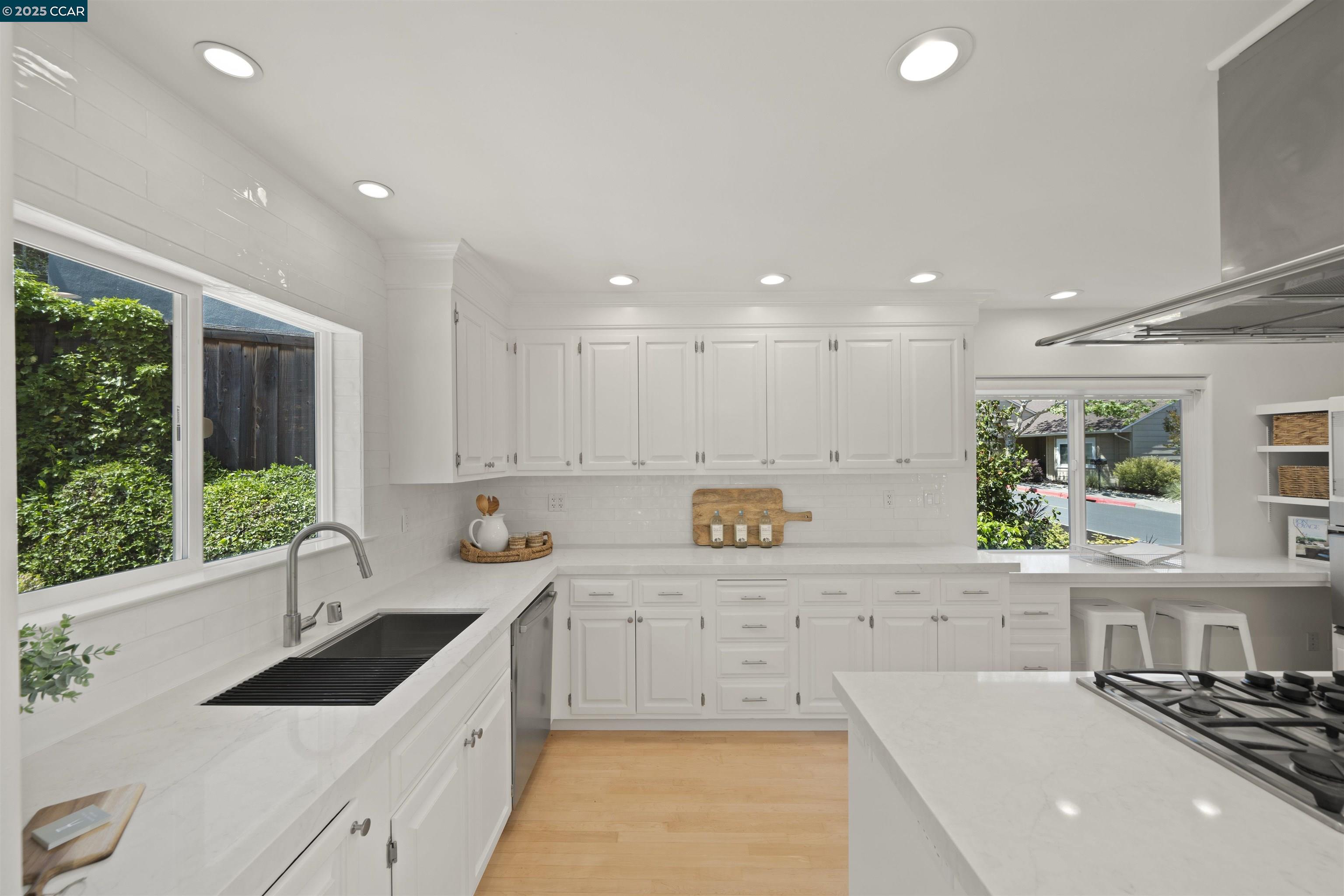 1828 Saint Andrews Dr.