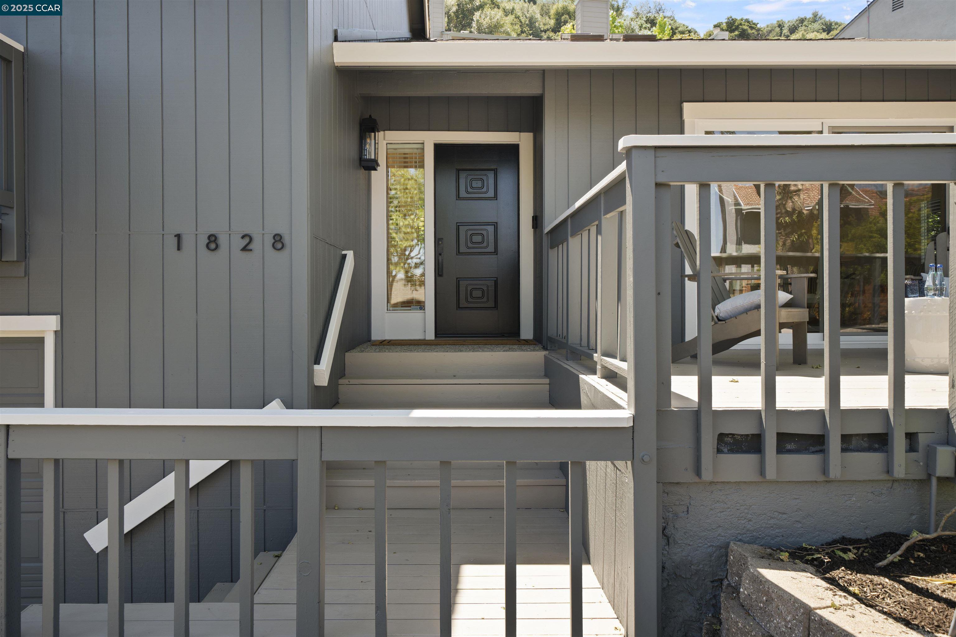 1828 Saint Andrews Dr.