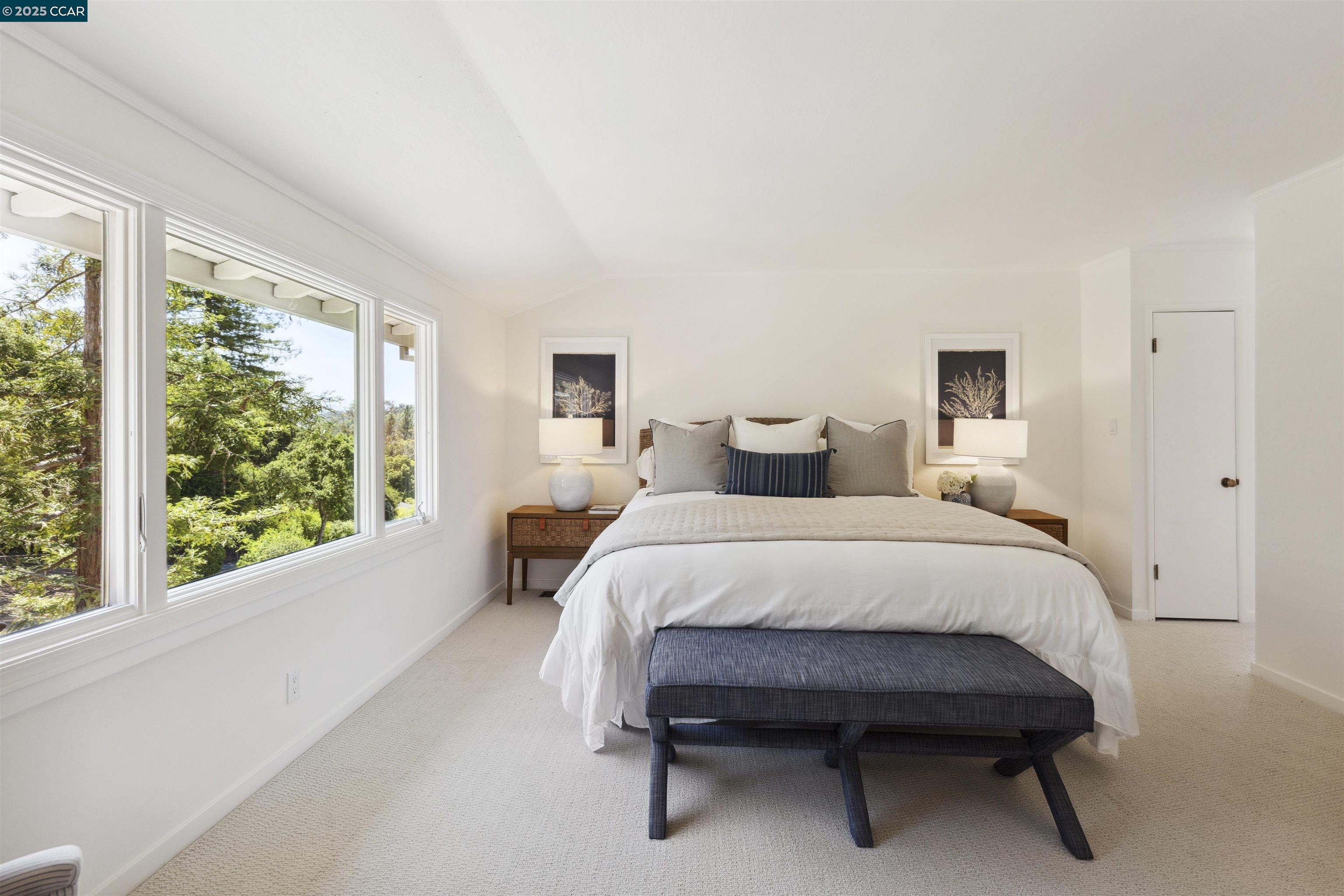 1087 Rahara Dr