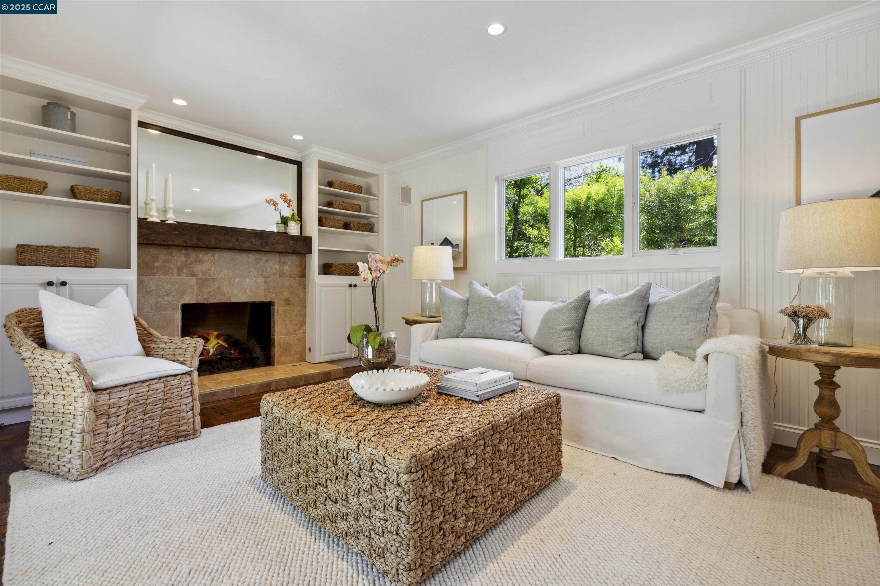 51 Ivy Dr