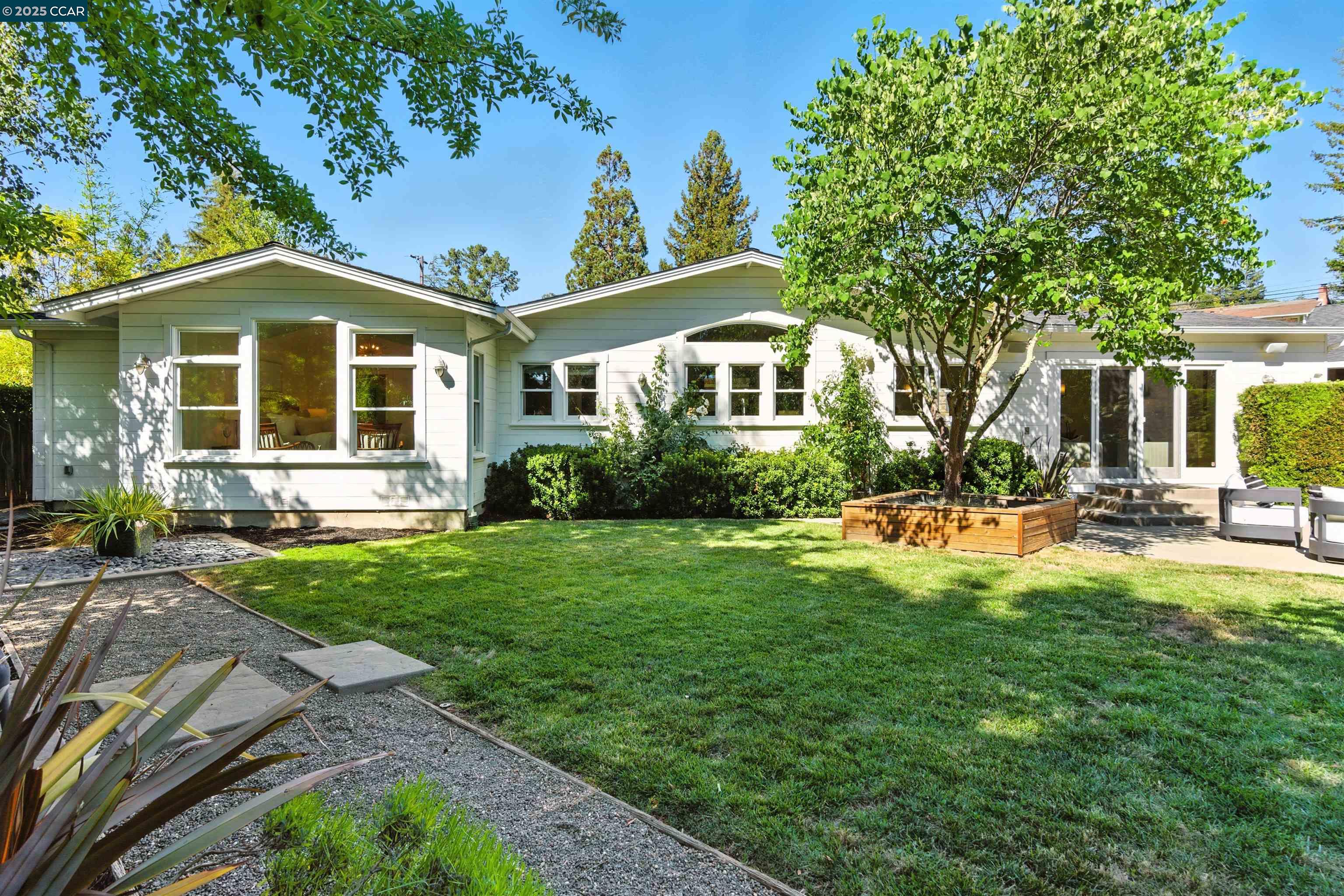 101 Meadow Ln