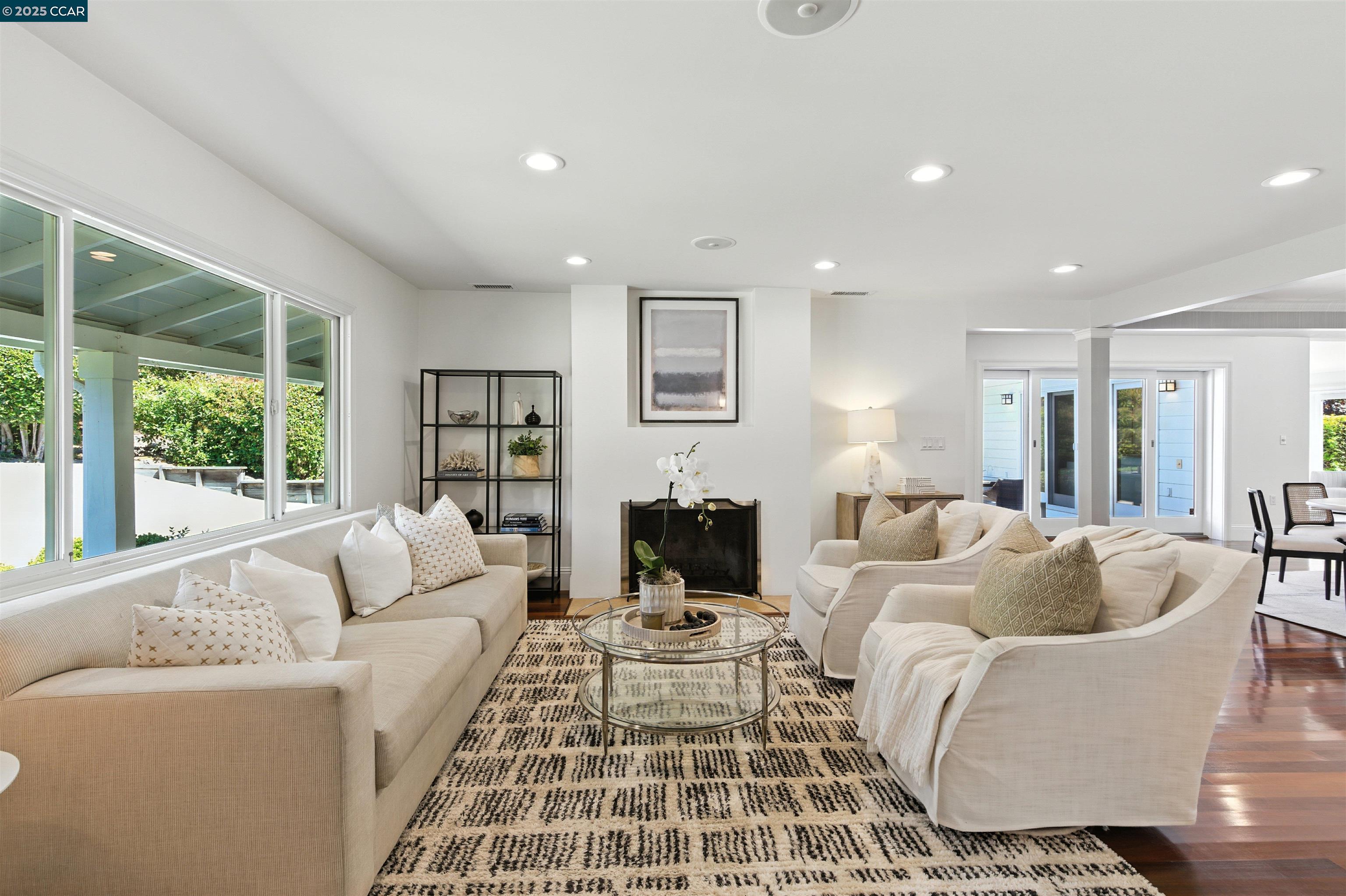 101 Meadow Ln