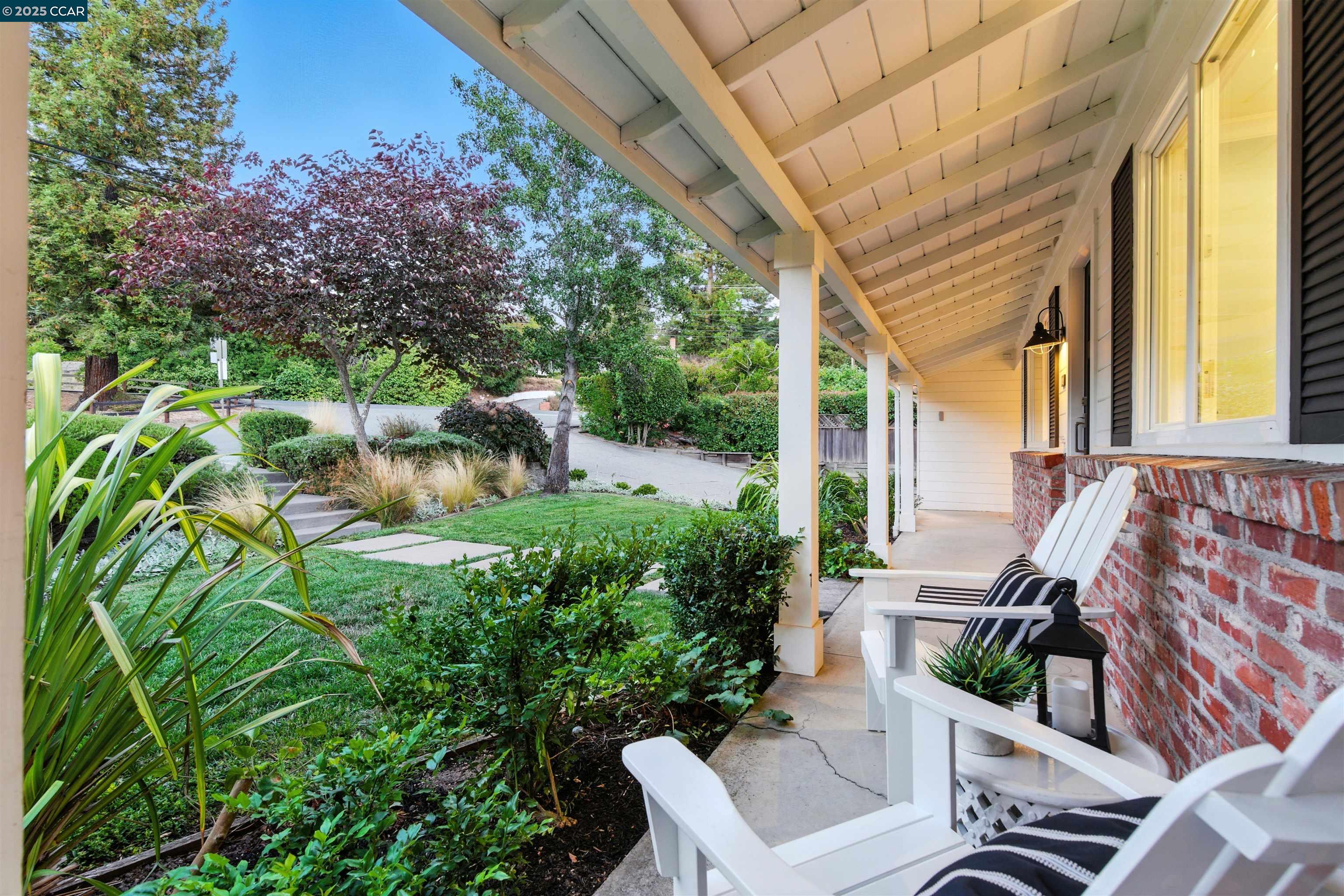 101 Meadow Ln